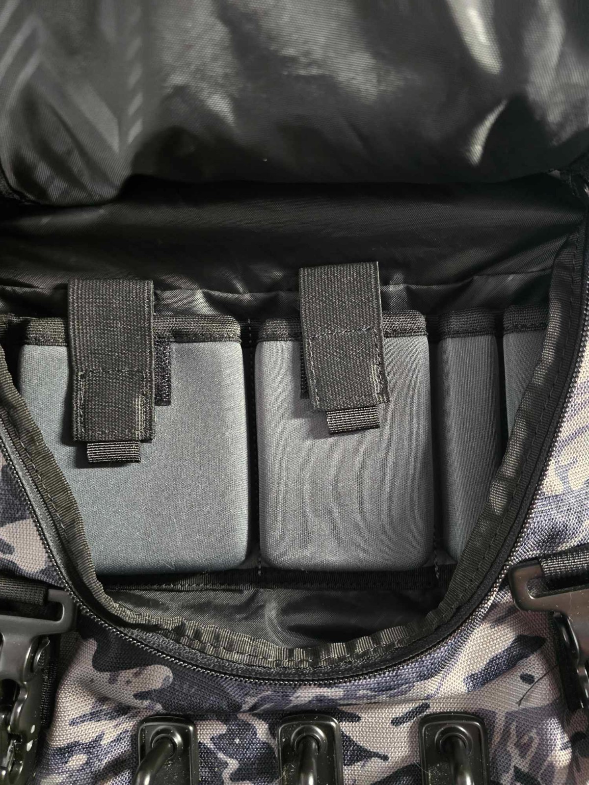 Oakley Kitchen Sink Backpack Tiger Mountain Camo Gr