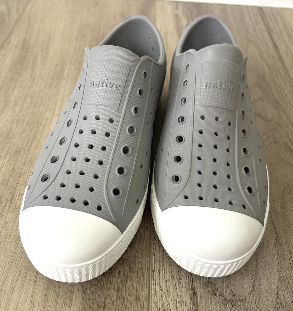 NWB Native Jefferson shoes, Gray, Size J3