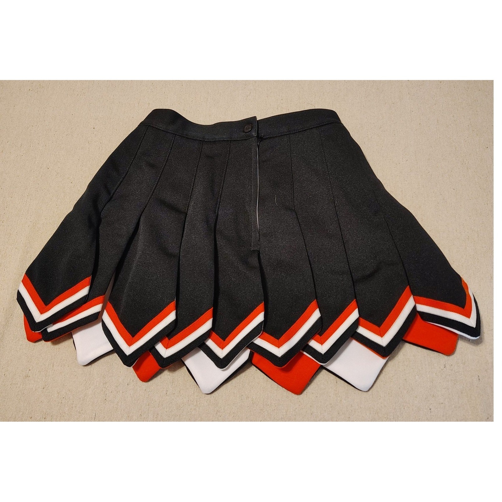 Cheerleader & DanzTeam Fly-Away Skirt Black Orange White Pleated Size 5/13 USA