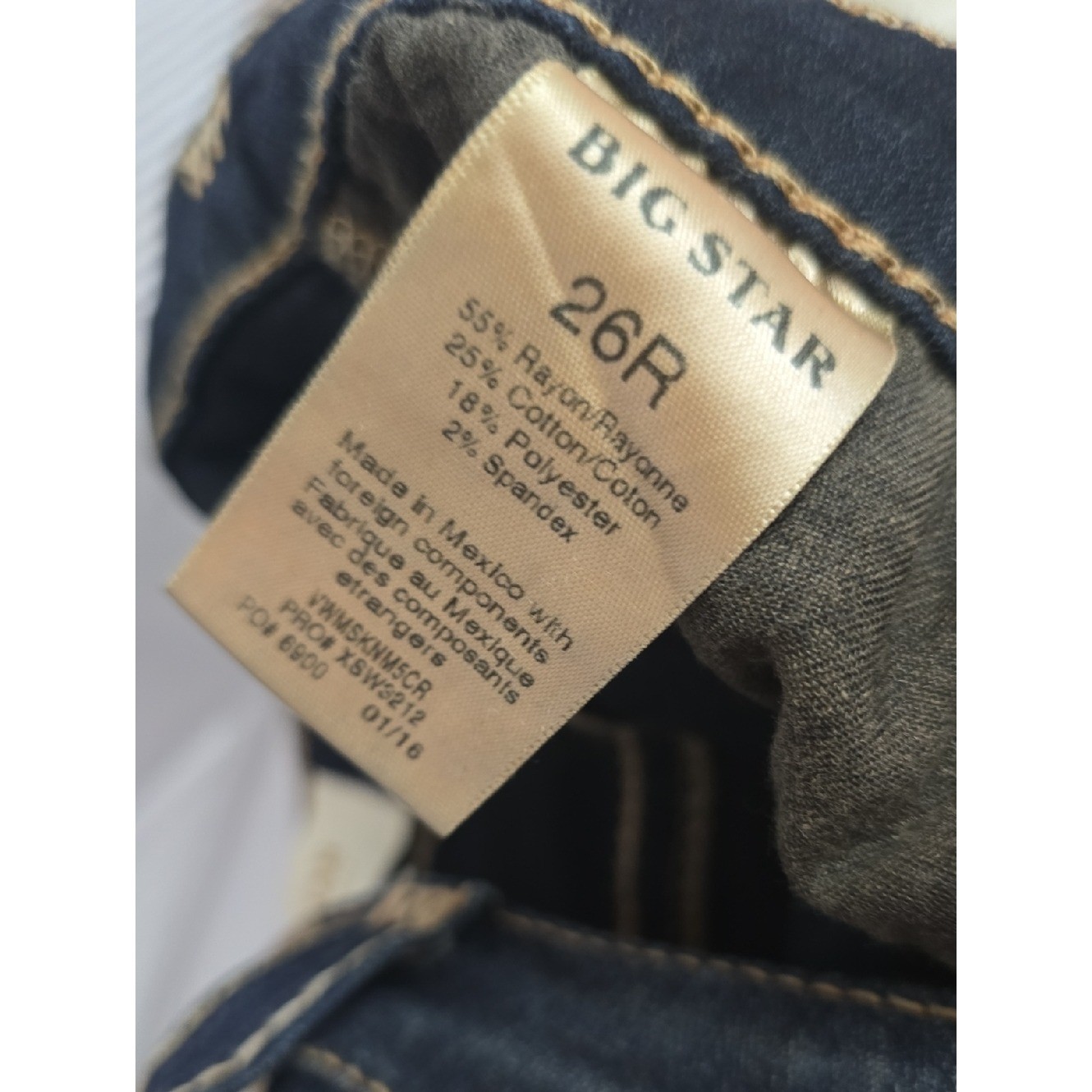 Big Star Dark Blue Denim Jeans with Tan Stitching Maddie Skinny 26