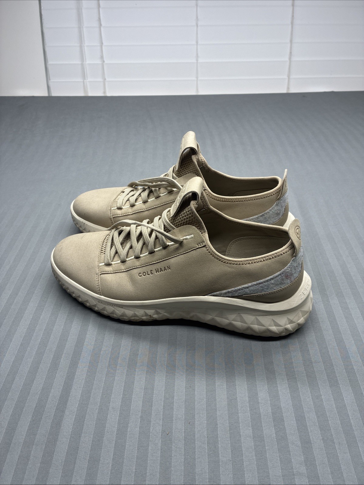 Cole Haan Mens Zerogrand Overtake Runner Shoes Size 12M Beige Tan Flowerfoam Low