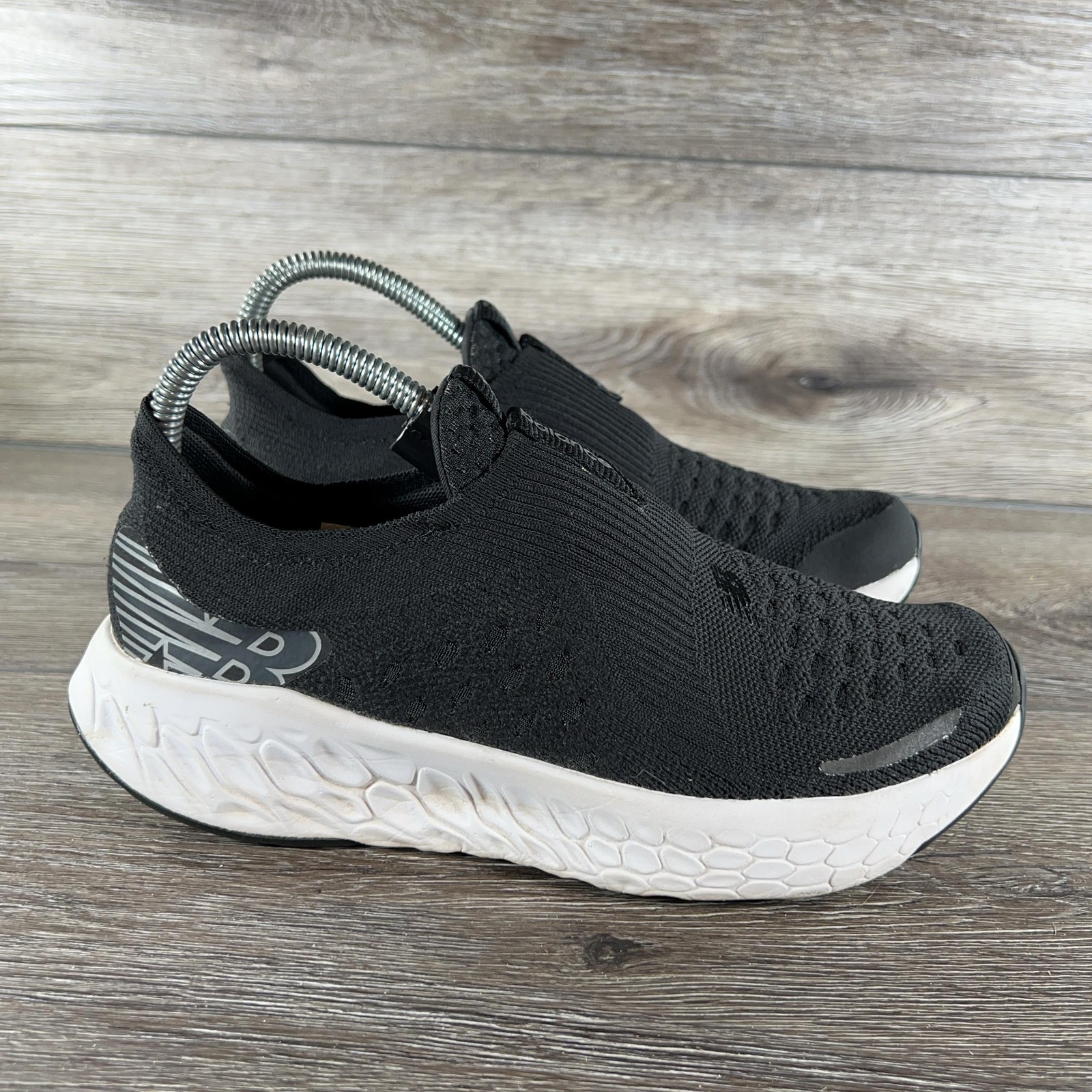 New Balance Fresh Foam 1080 Shoes Womens Size 7 D Black Slip On Running Sneakers