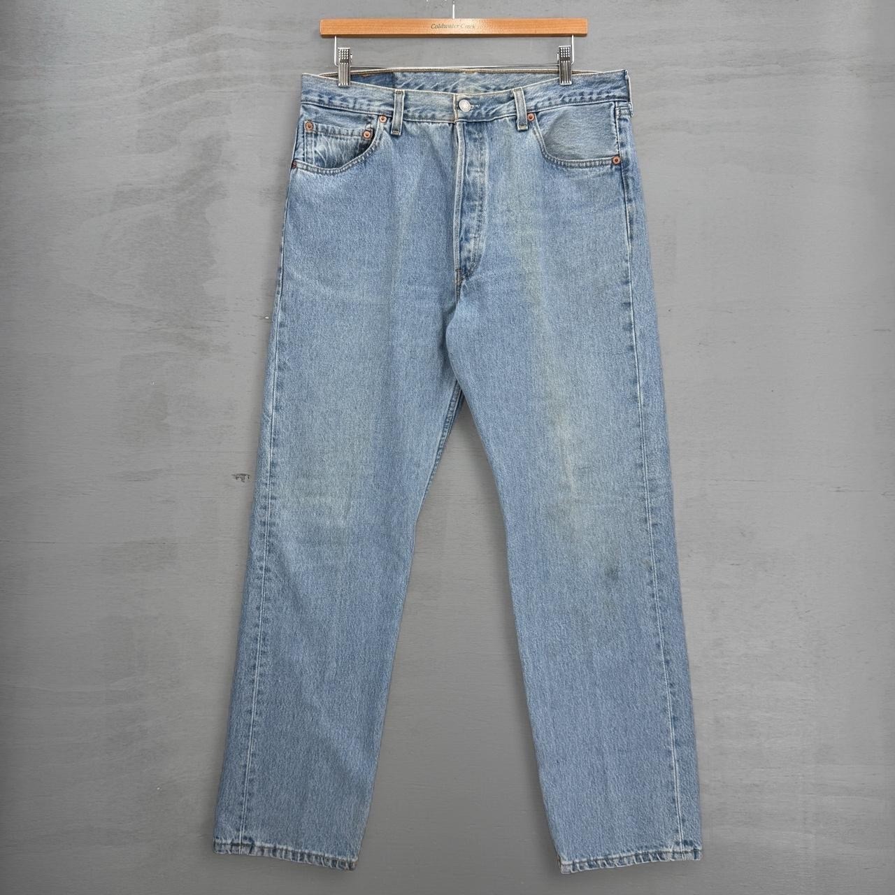 Vintage Levi’s 501 XX Jeans Light Wash Vintage Made in USA Faded 34 x 32