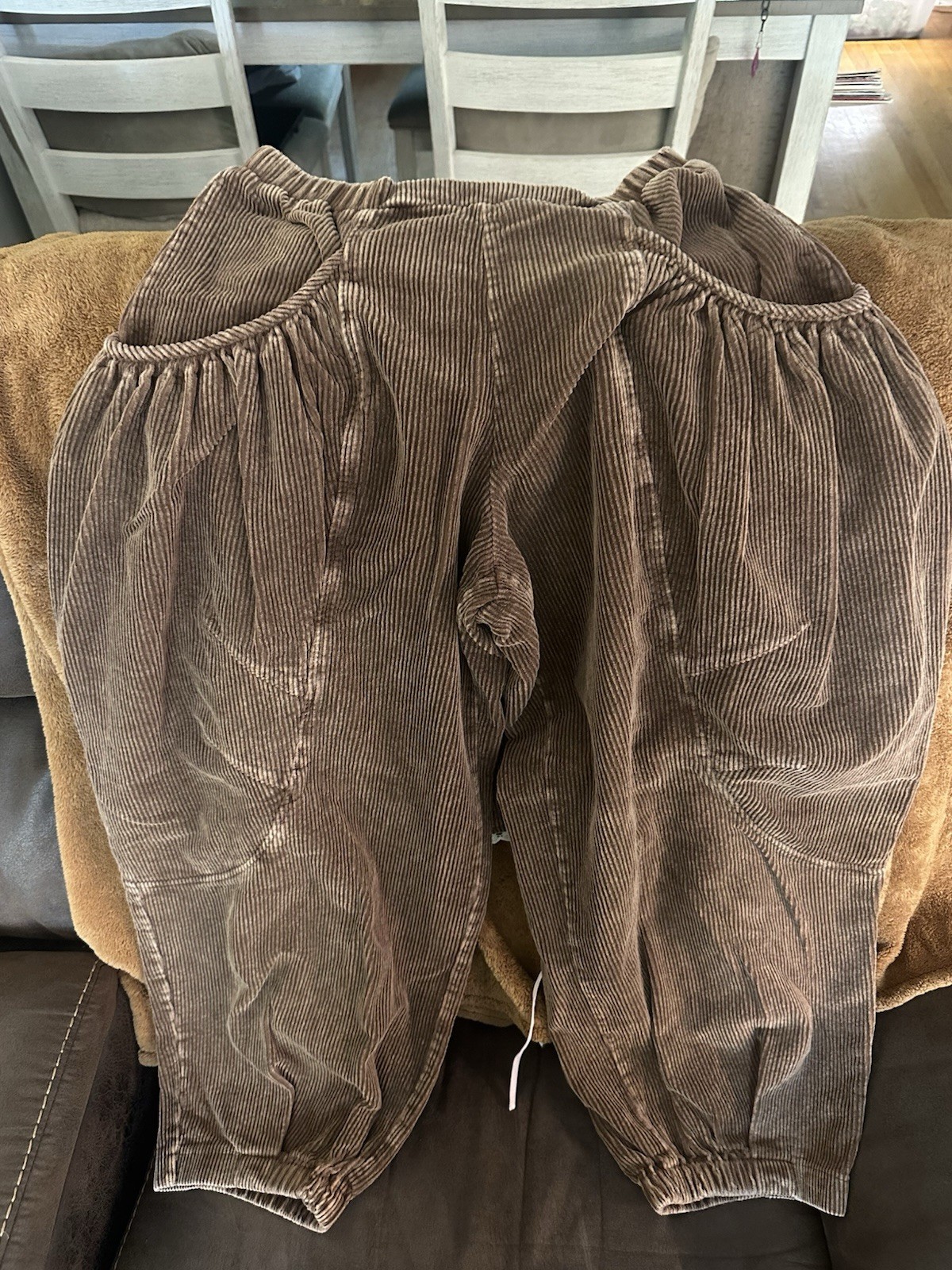Davi & Dani Women’s Brown Corduroy Pull-On Jogger Pants M Elastic Waist