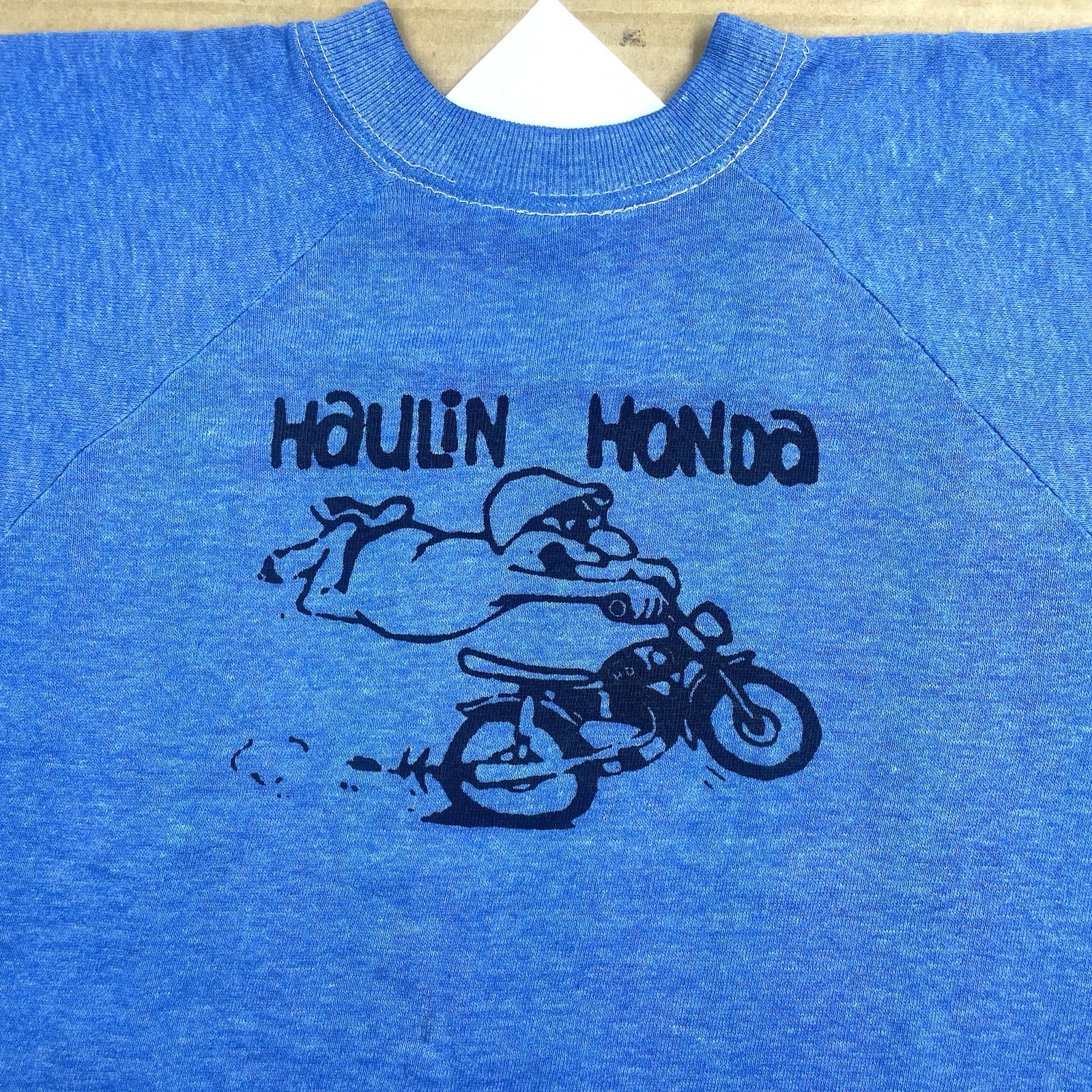 VTG 70s “Haulin Honda” 20.75” x 21” w/ Felt Back Patch Short Sleeve Sweatshirt