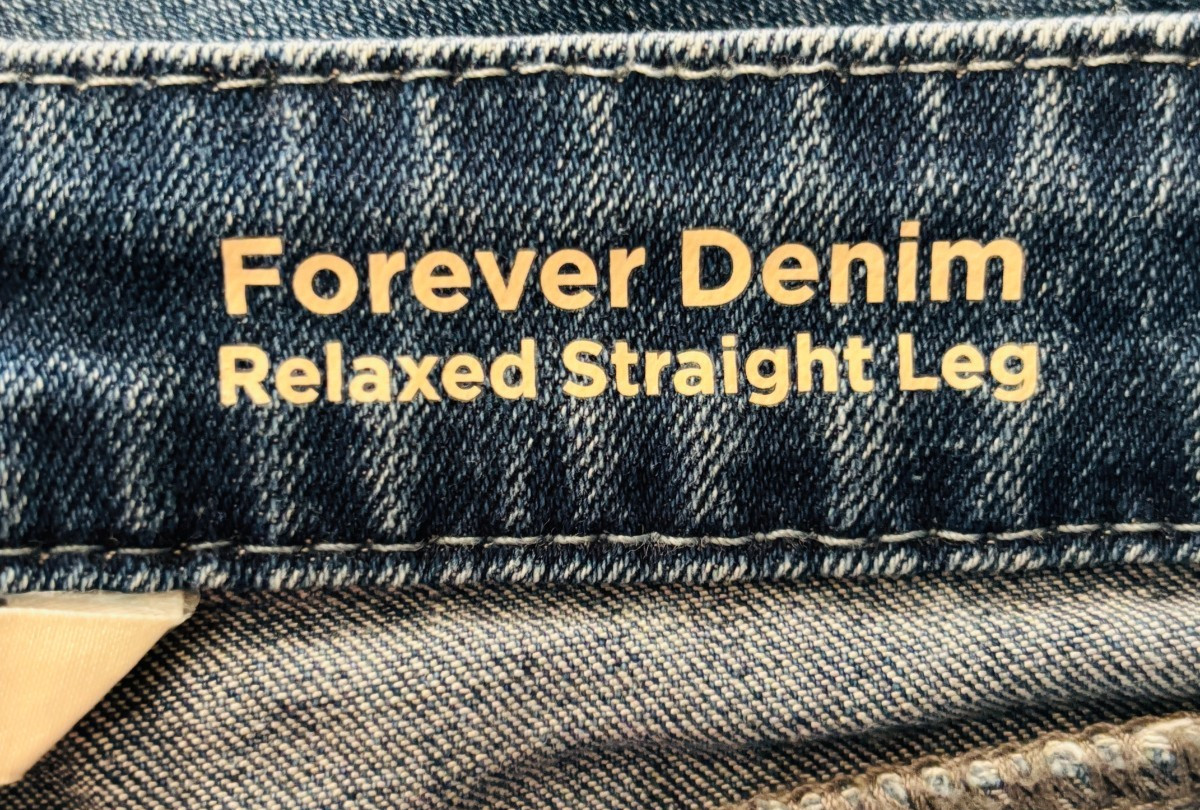 Laurie Felt Forever Denim Relaxed Straight Leg Jeans Women’s Size 6