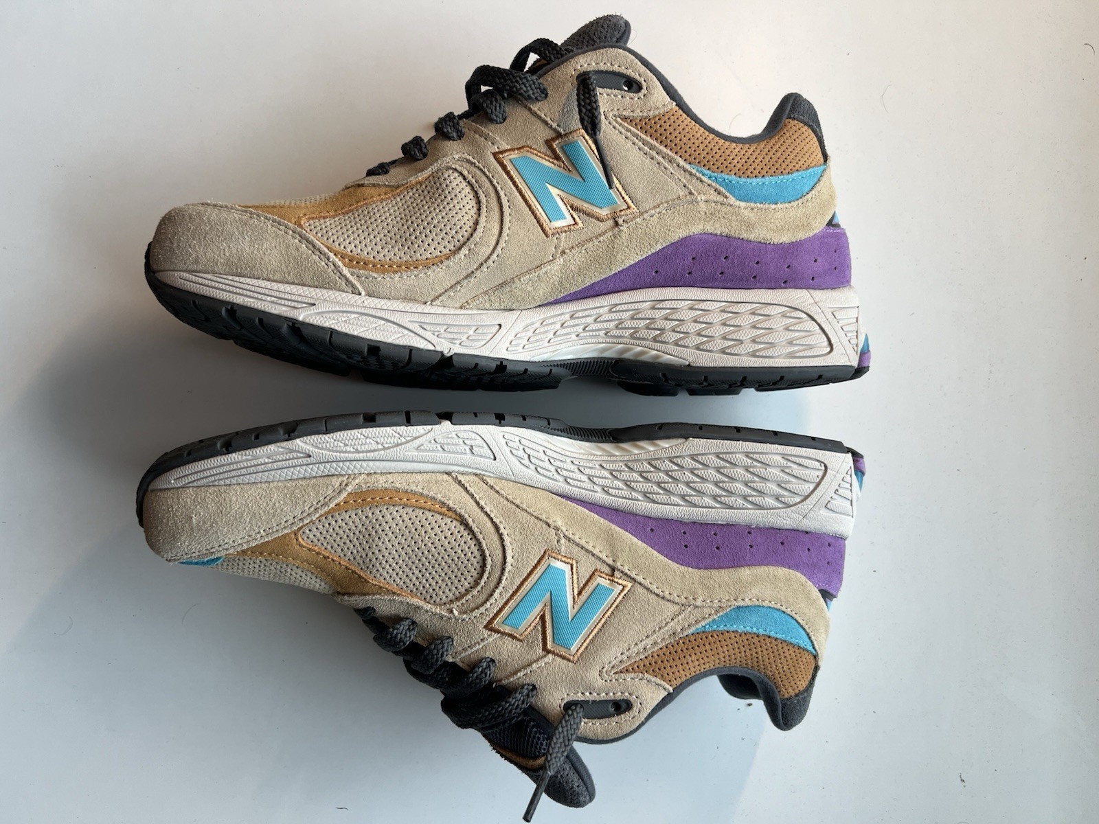 New Balance 2002 R Incense M2002RWA Men’s Suede Low Top Lace-Up Sneaker