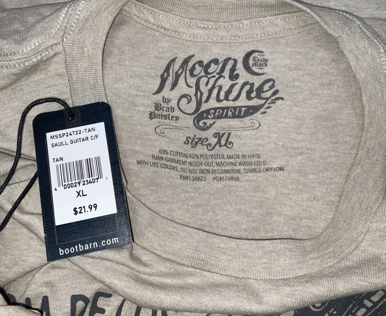 NWT Men Brad Paisley Moon Shine Spirit Dia de los Muertos Guitar Tan T-shirt XL