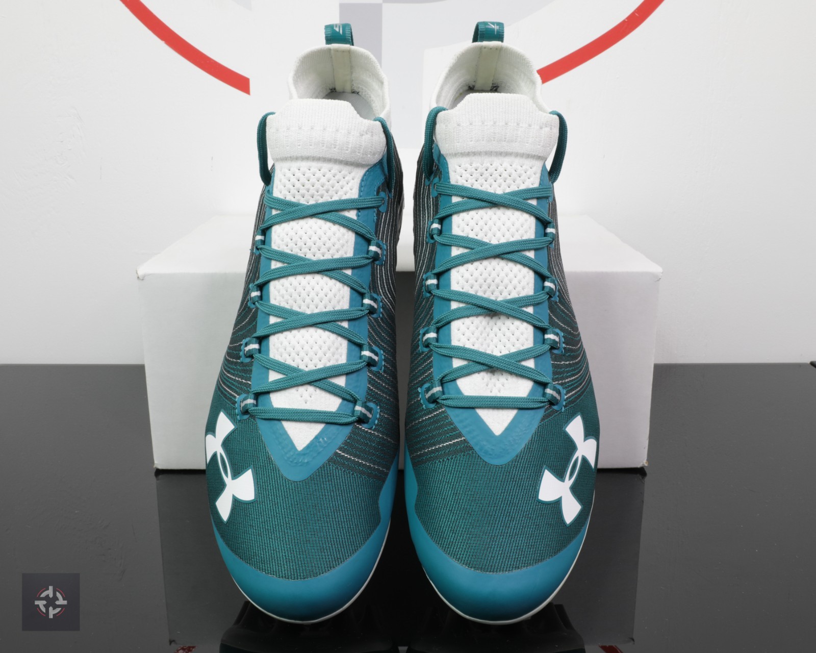 Under Armour Spotlight MC Cyan Football Cleats Men’s Size 11.5 (3021418-302)