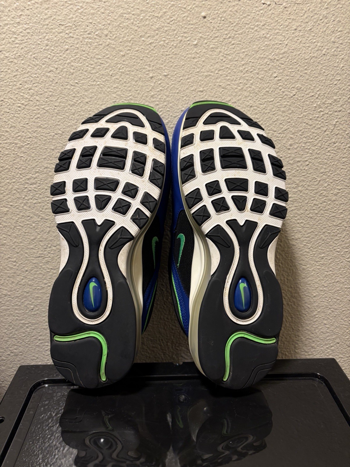 Nike Air Max 97 Royal Blue Neon Men’s Low Top Lace-Up Cushioned CW5419-400