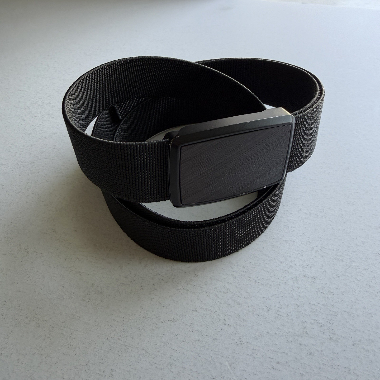 Groove Life Adjustable Web Belt Magnetic Buckle SZ M (33″-36″) Black Used Uncut
