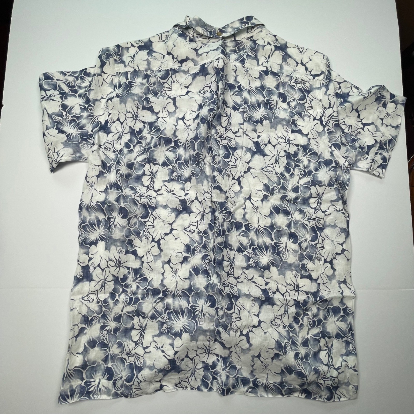 Haspel Men Large Blue White Floral Hibiscus 100% Linen Short Sleeve Button Shirt