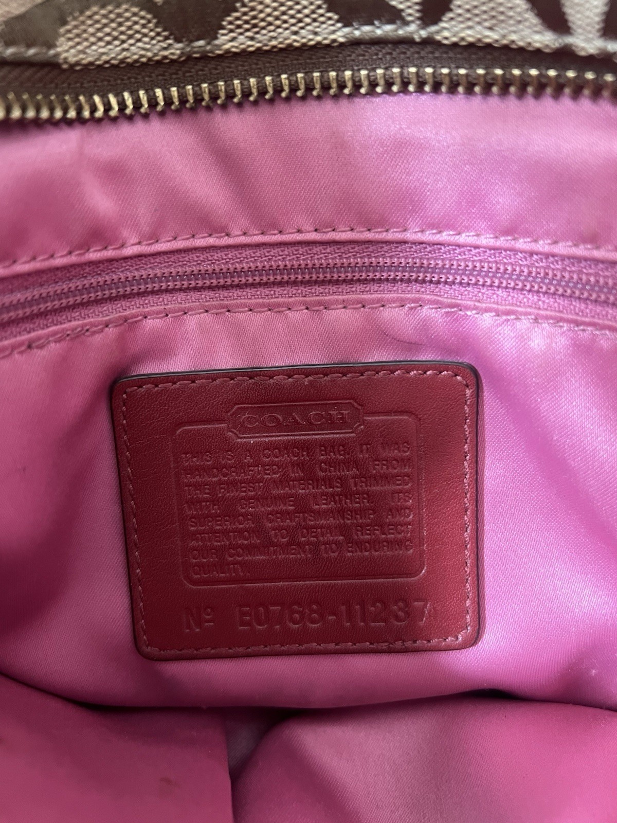 Coach Signature C Tote Bag Medium Zip Top Detachable Strap Pink Lining Gold