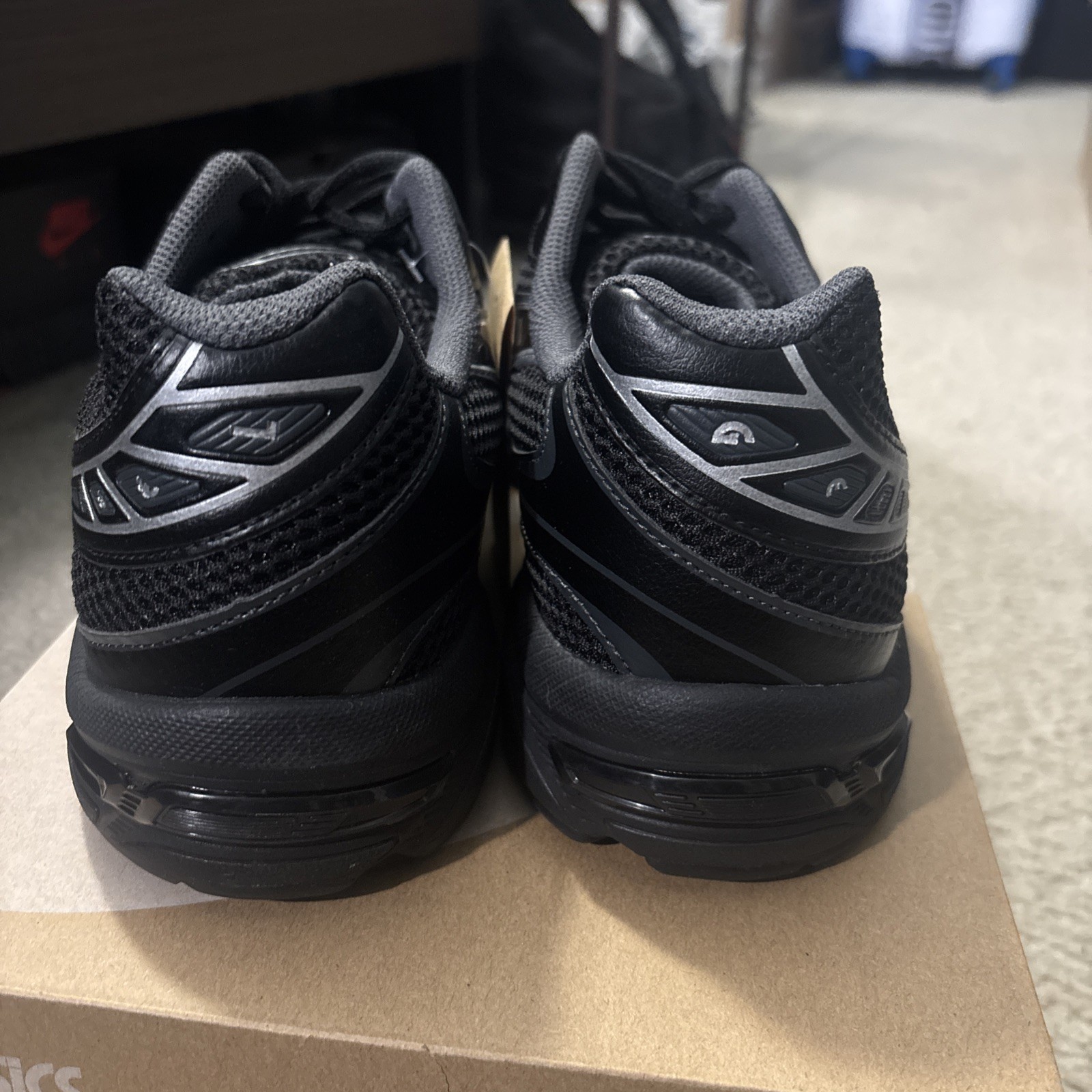 Asics Gel-1130 Black/Pure Silver Size 9.5