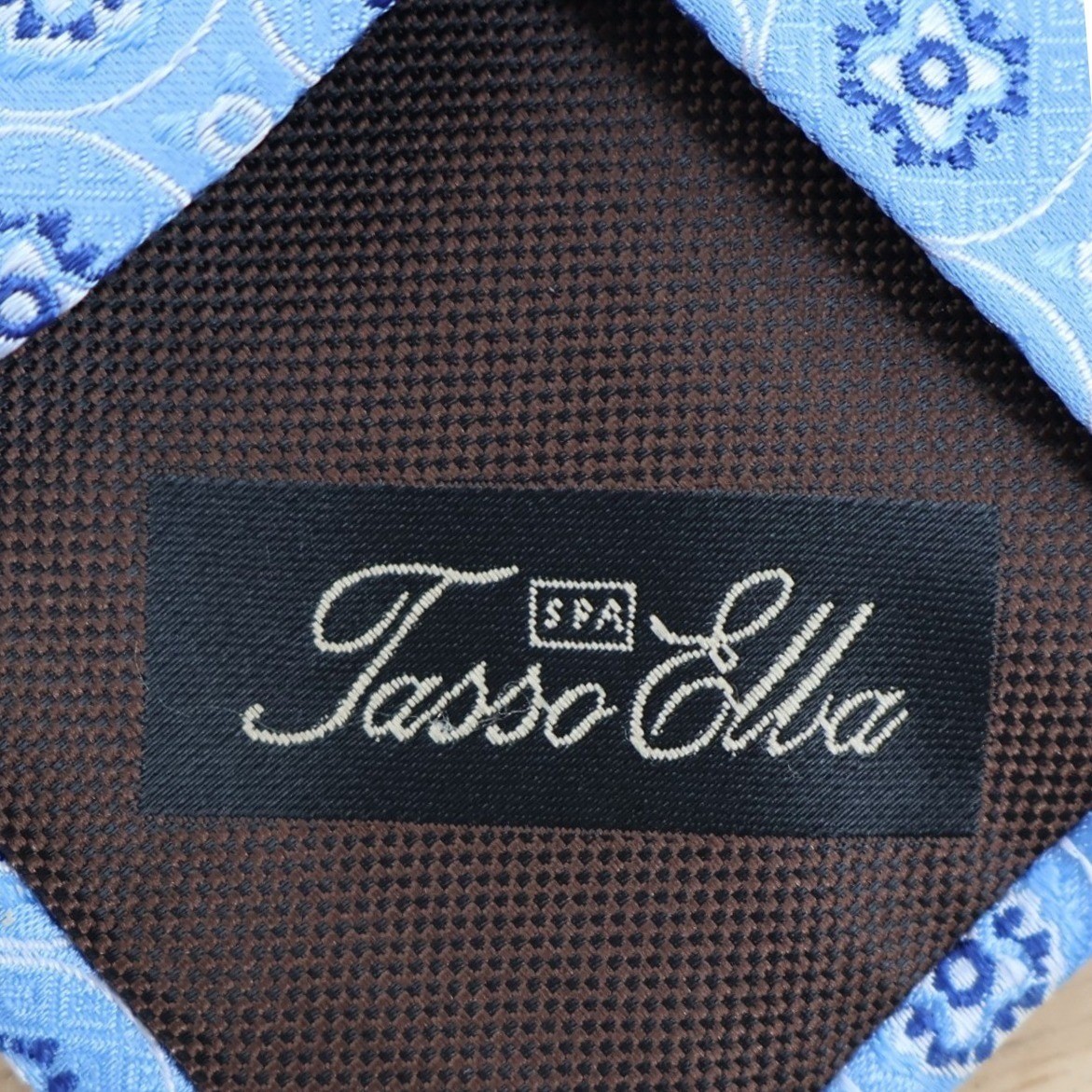 Tasso Elba Medallion Silk Necktie Mens Blue Geometric Formal Business 64 inches