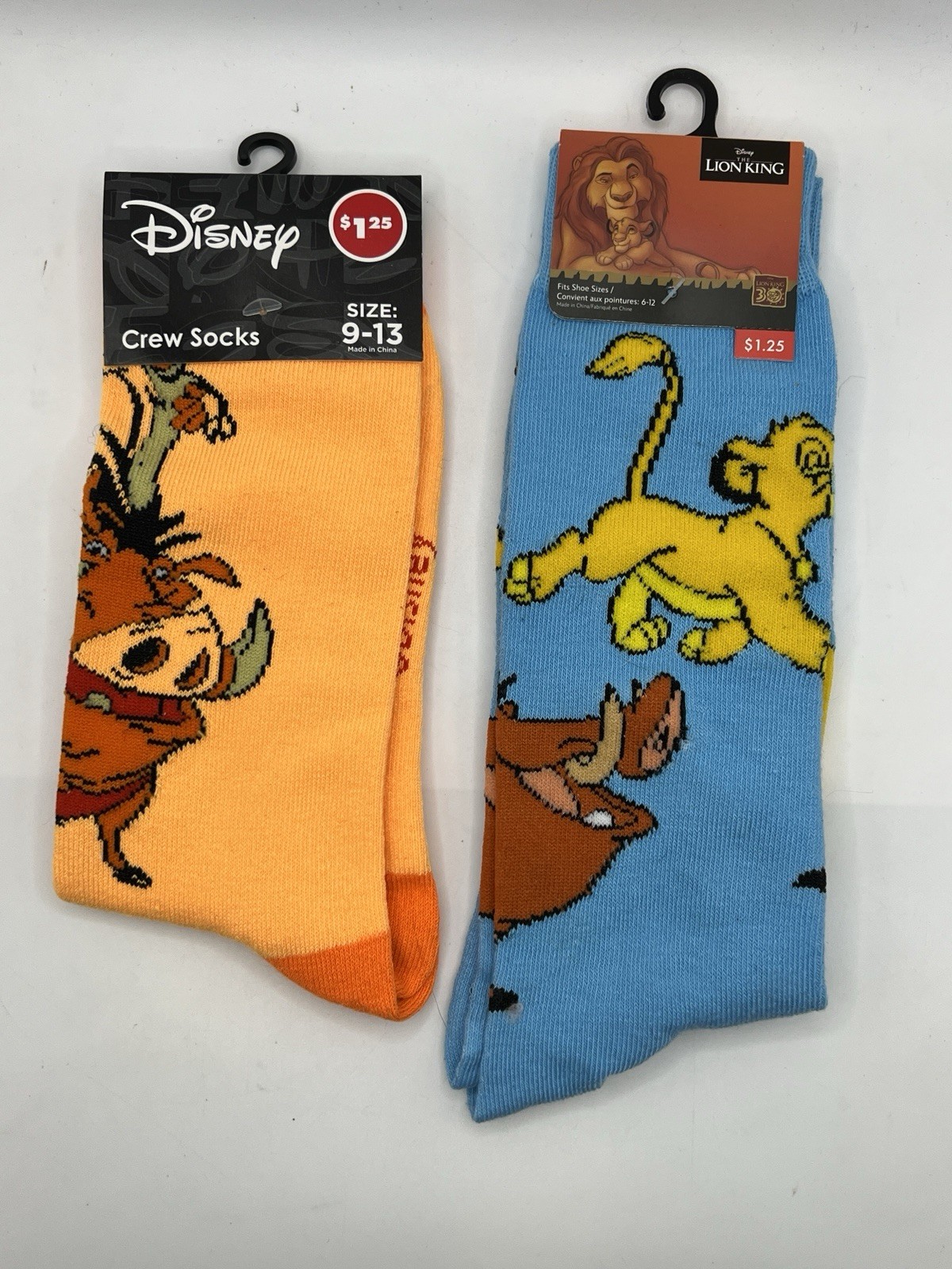 NWT Disney The Lion King Crew Socks Lot of 2 Pumbaa Orange Simba Blue 6-12 9-13