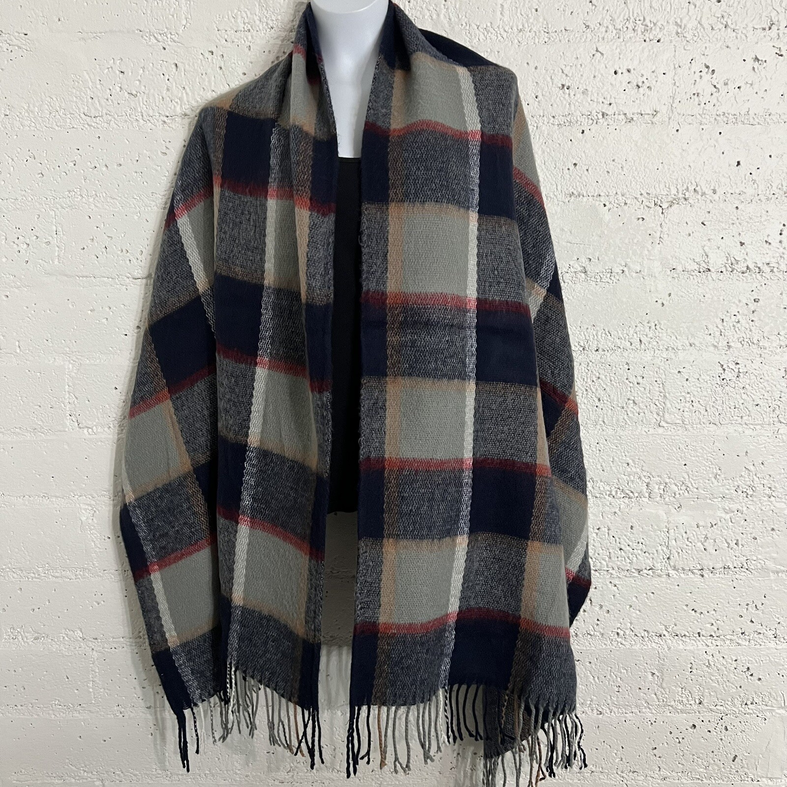 Womens Scarf Black Brown Window Pane Plaid Fringe Soft 24 x 78 inches E10