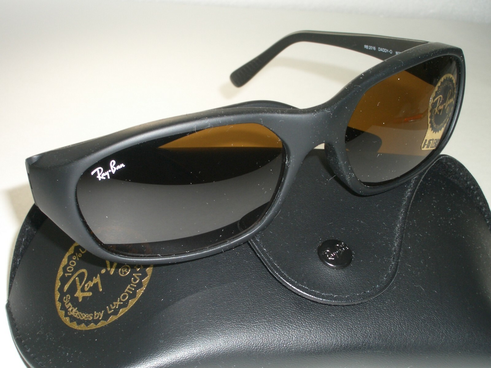 RAY-BAN SLEEK RB2016 W2578 3N BLACK B15 BROWN LENS DADDY-O SPORT-WRAP SUNGLASSES