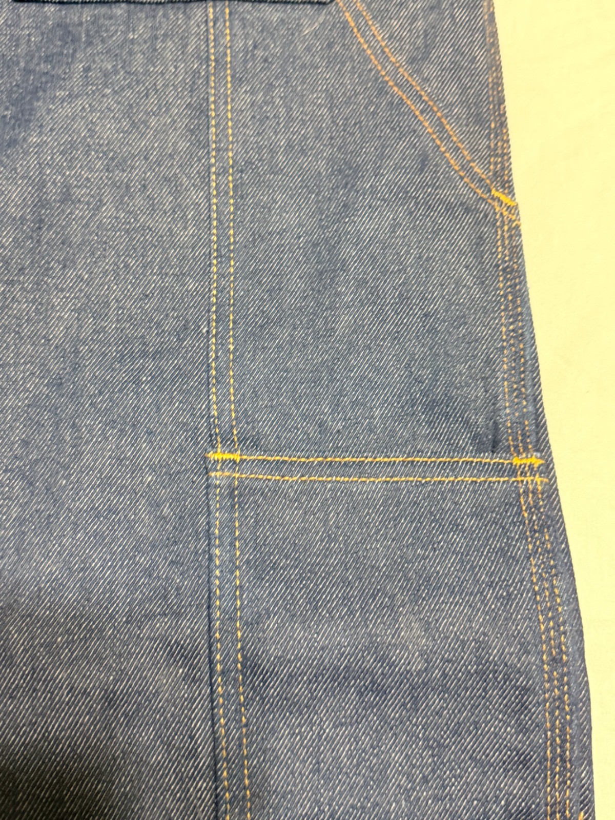 Ben Davis Carpenter Jeans 32X31 STYLE 776 DARK BLUE DISTRESSED FLAW