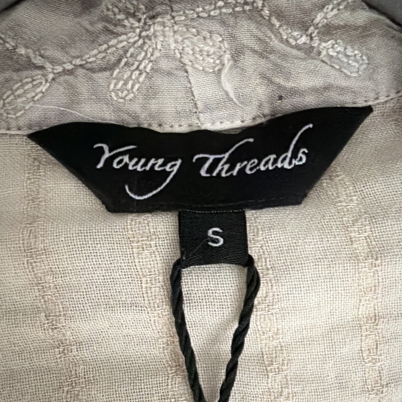 Young Threads Latte Open Front Embroidered Bell Sleeve Blouse Top S TP45304