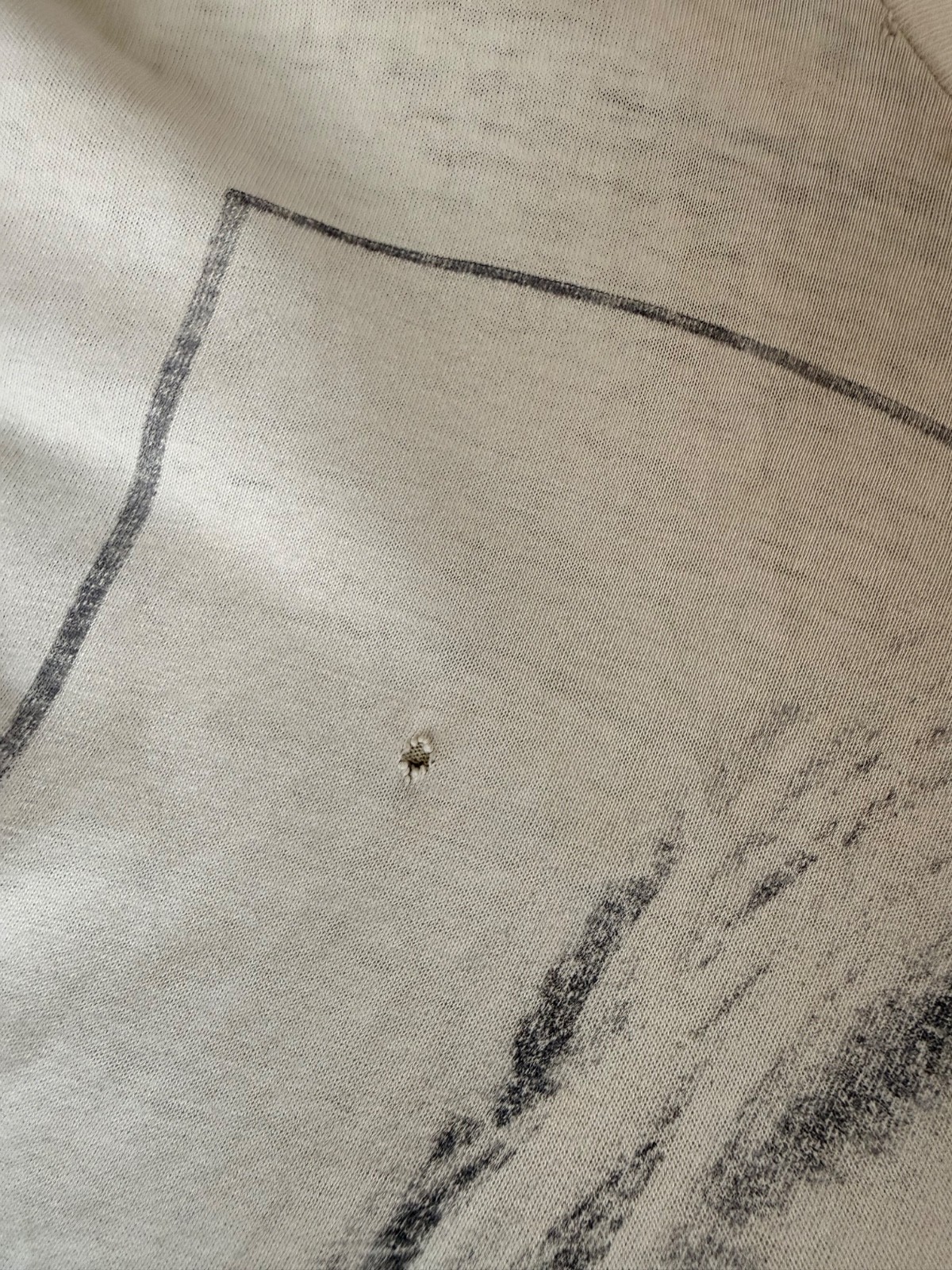 Kurt Cobain Memorial White 1994 Vintage T-Shirt – Nirvana – Giant – Thrashed