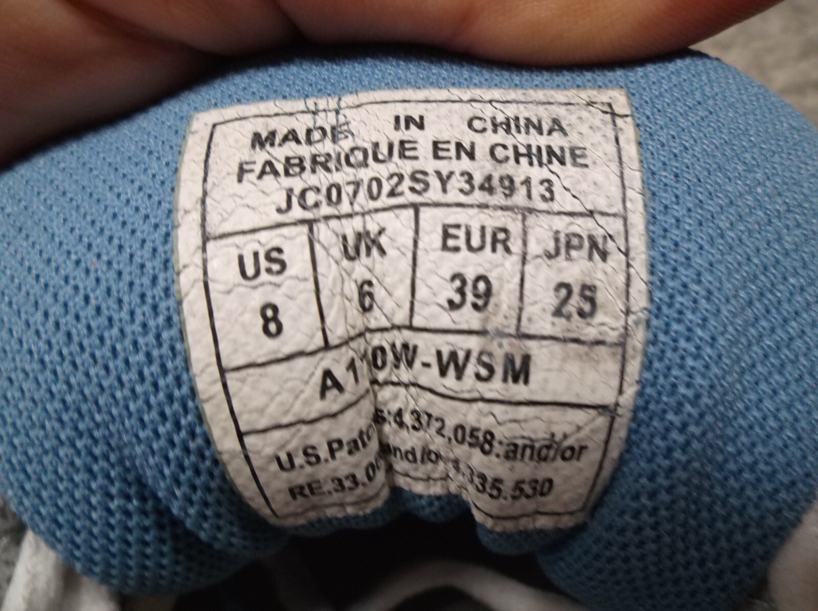 Avia Womens Running Shoes A110M White Blue Low Top Textured Leather Lace Up SZ 8