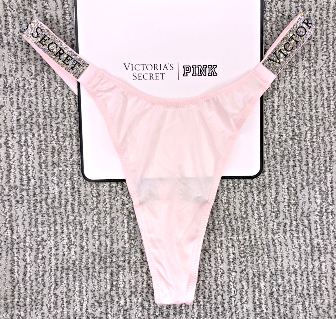Victoria’s Secret Very Sexy NWT Medium Pink Spellout Shine Strap Thong Panty