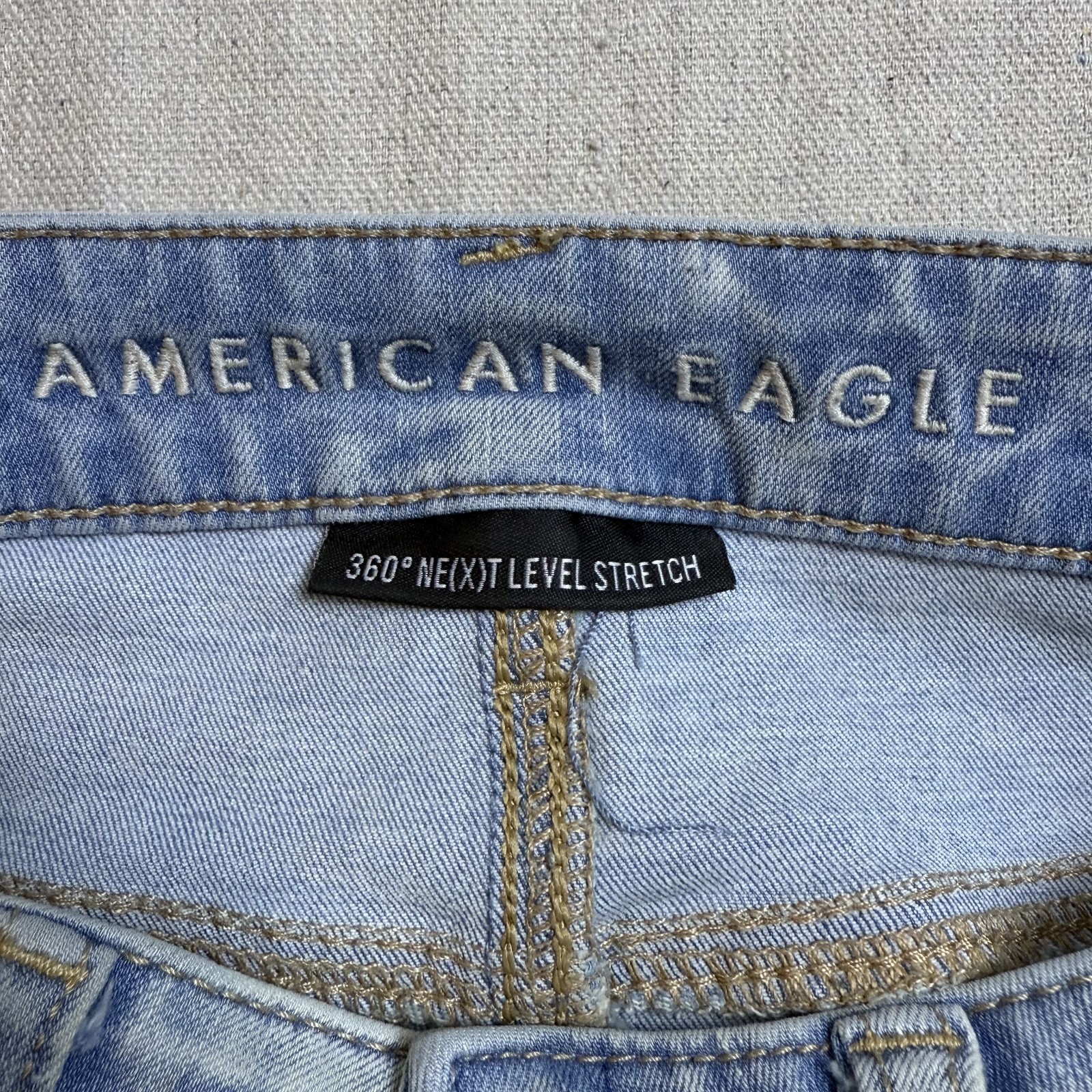 American Eagle Jean Women Sz 6 NextLevel Stretch Highest Rise Jegging Light Wash