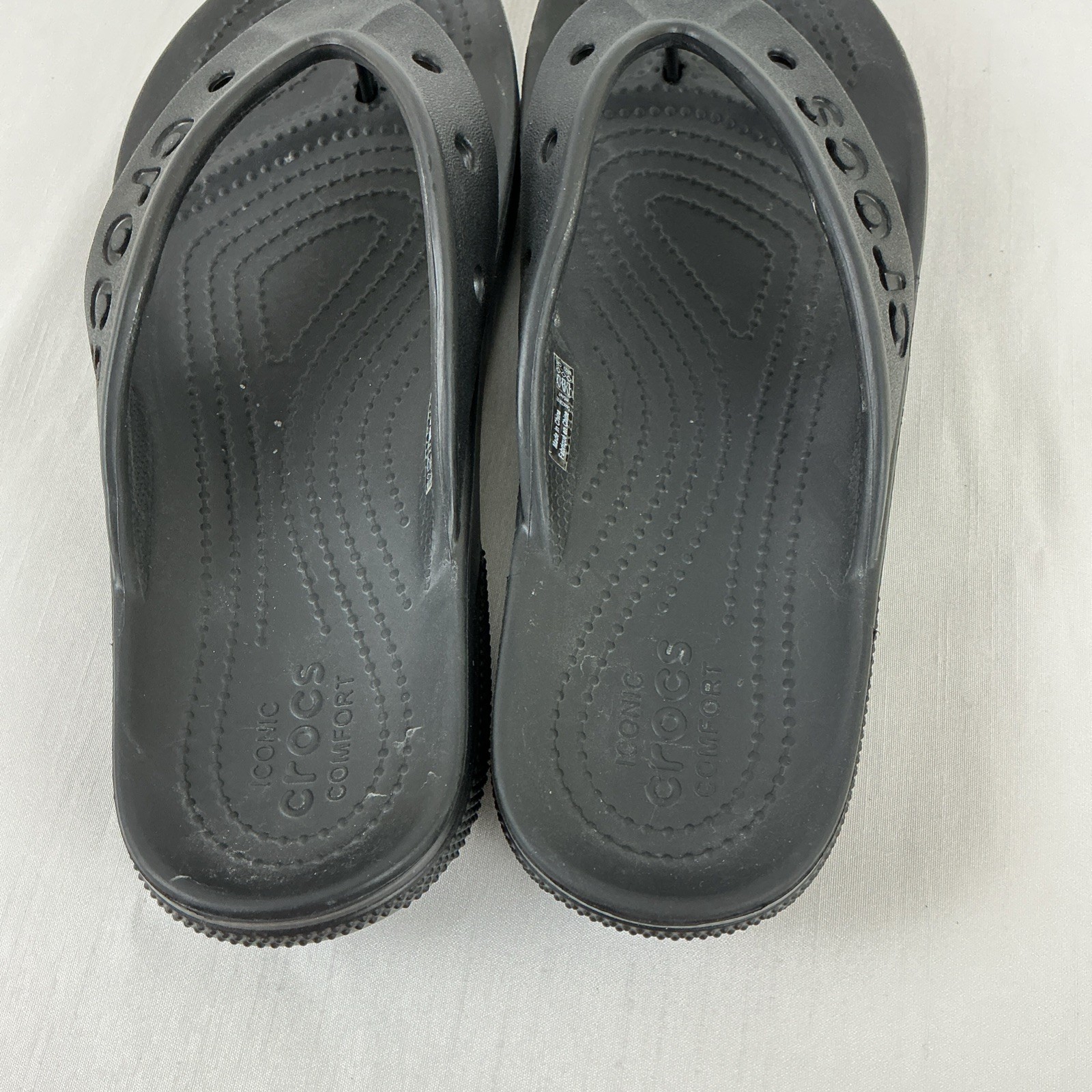 Crocs Baya Flip Flops Women Size 7 Black Casual Sandal Thong 208192 EUC
