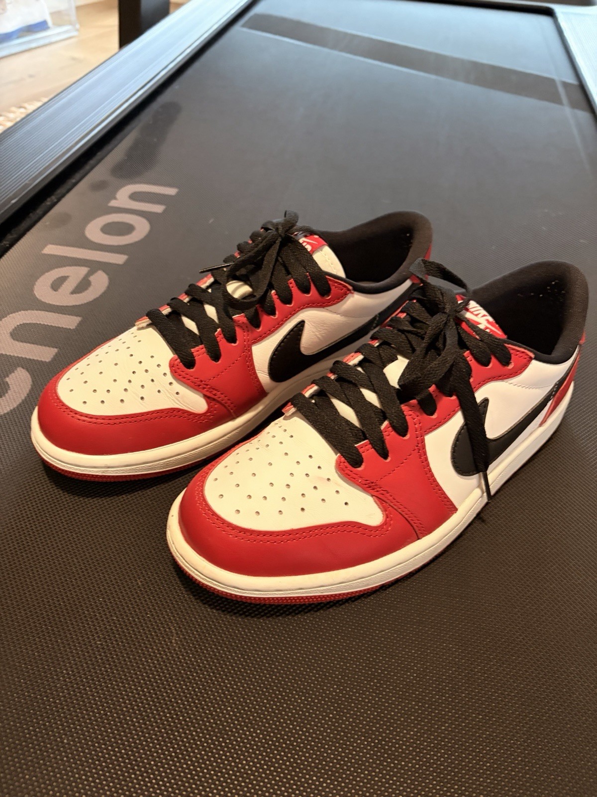 Air Jordan 1 Low Chicago Size 7