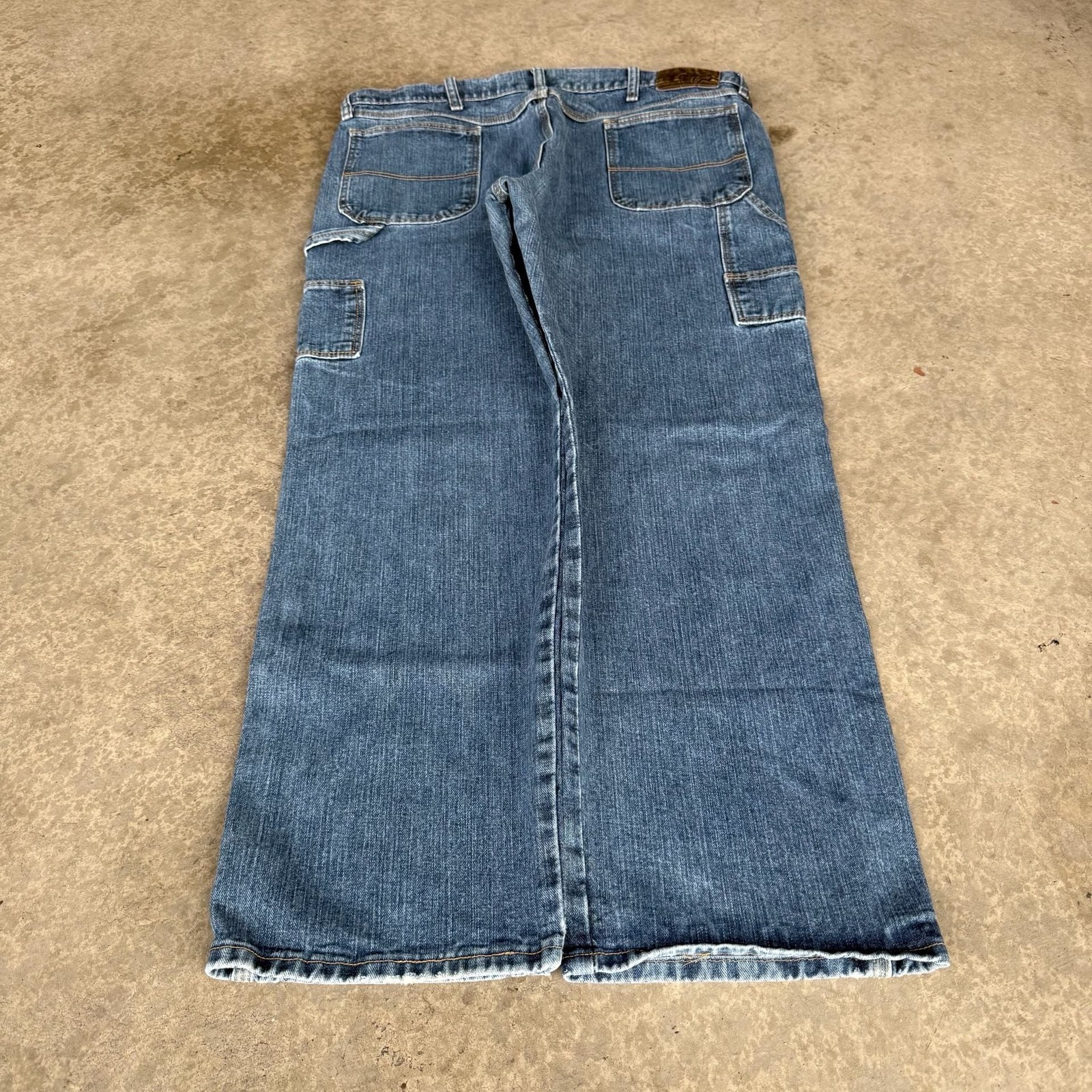 Vintage Baggy Skater Wrangler Men’s Loose Fit Carpenter Jeans, Medium Wash