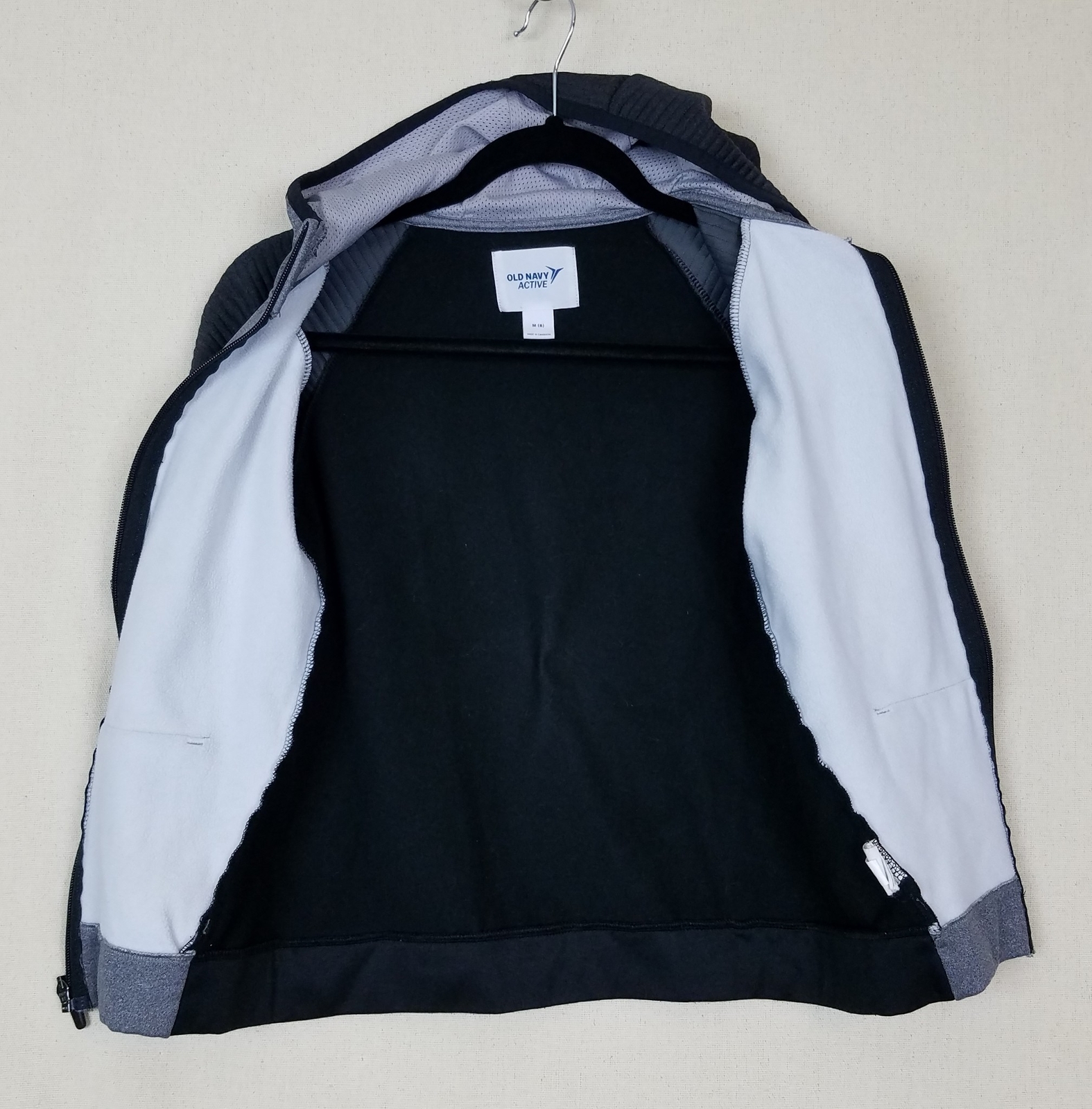 OLD NAVY Boys Black & Gray Poly Long Sleeve Full-Zip Sweatshirt size M (8)
