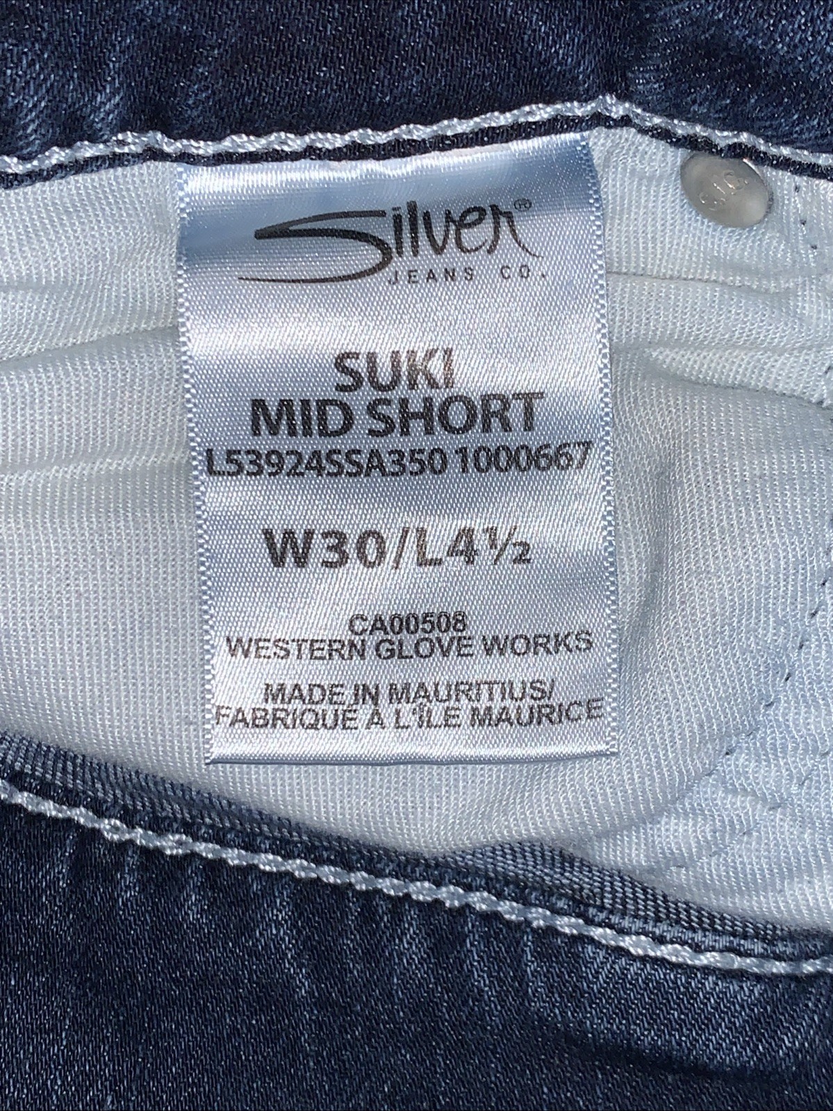 WOMENS SILVER SUKI JEAN SHORTS SIZE W30/L4 1/2