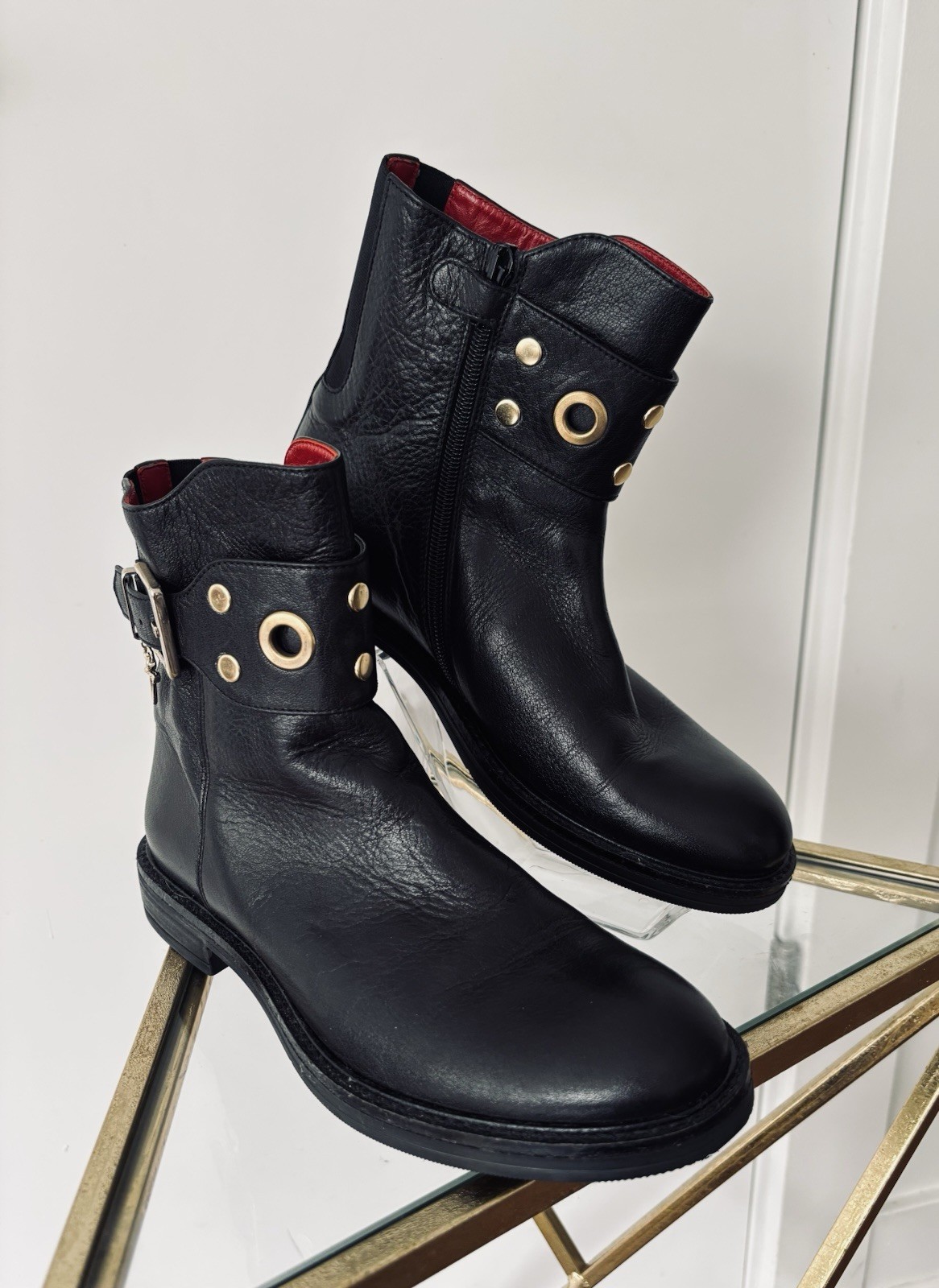 Cesare Paciotti black leather ankle boots size 37 women’s Made in Italy