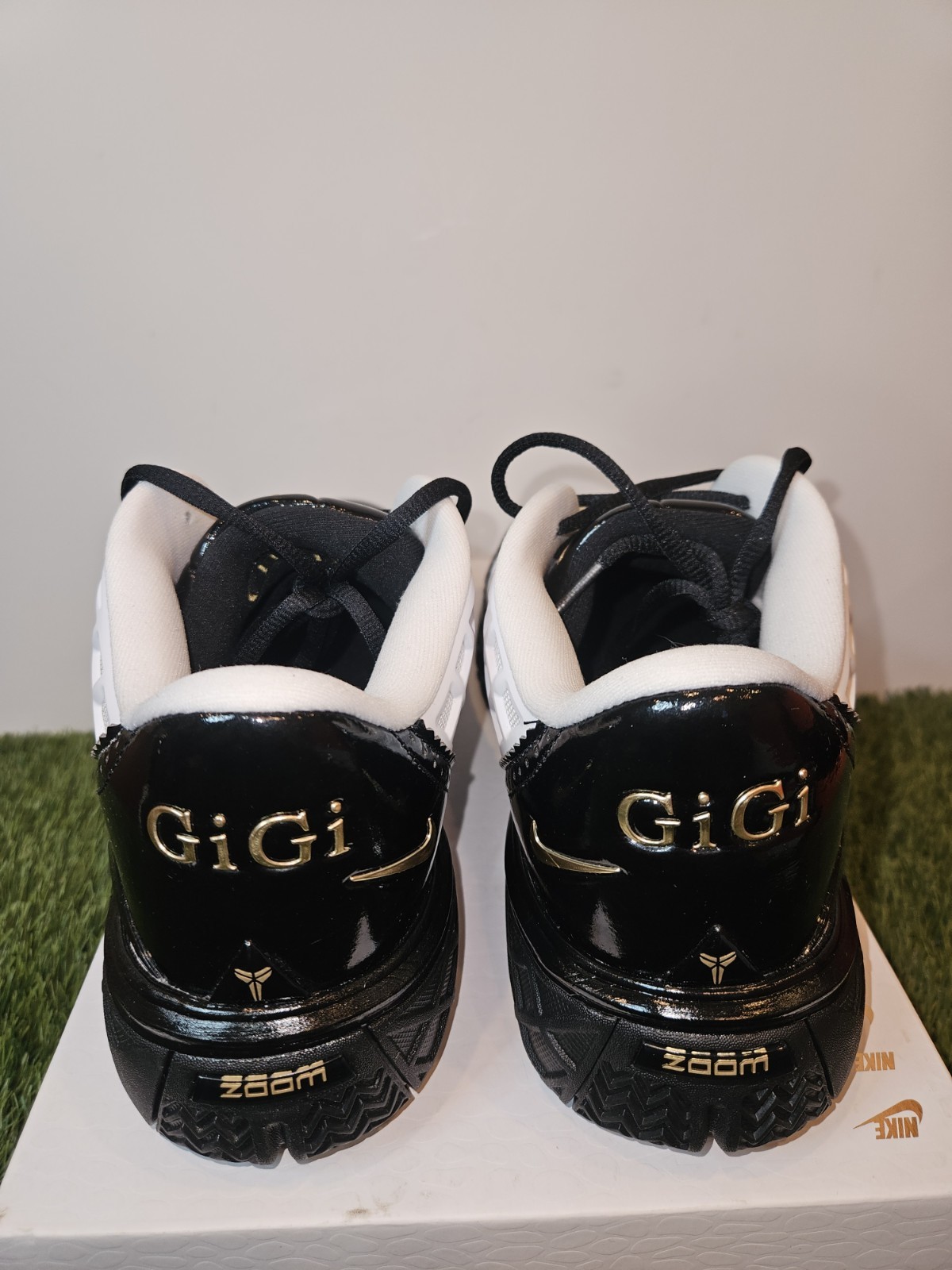 Size 9 – Kobe III Low Protro (IQ3916 100) Mambacita