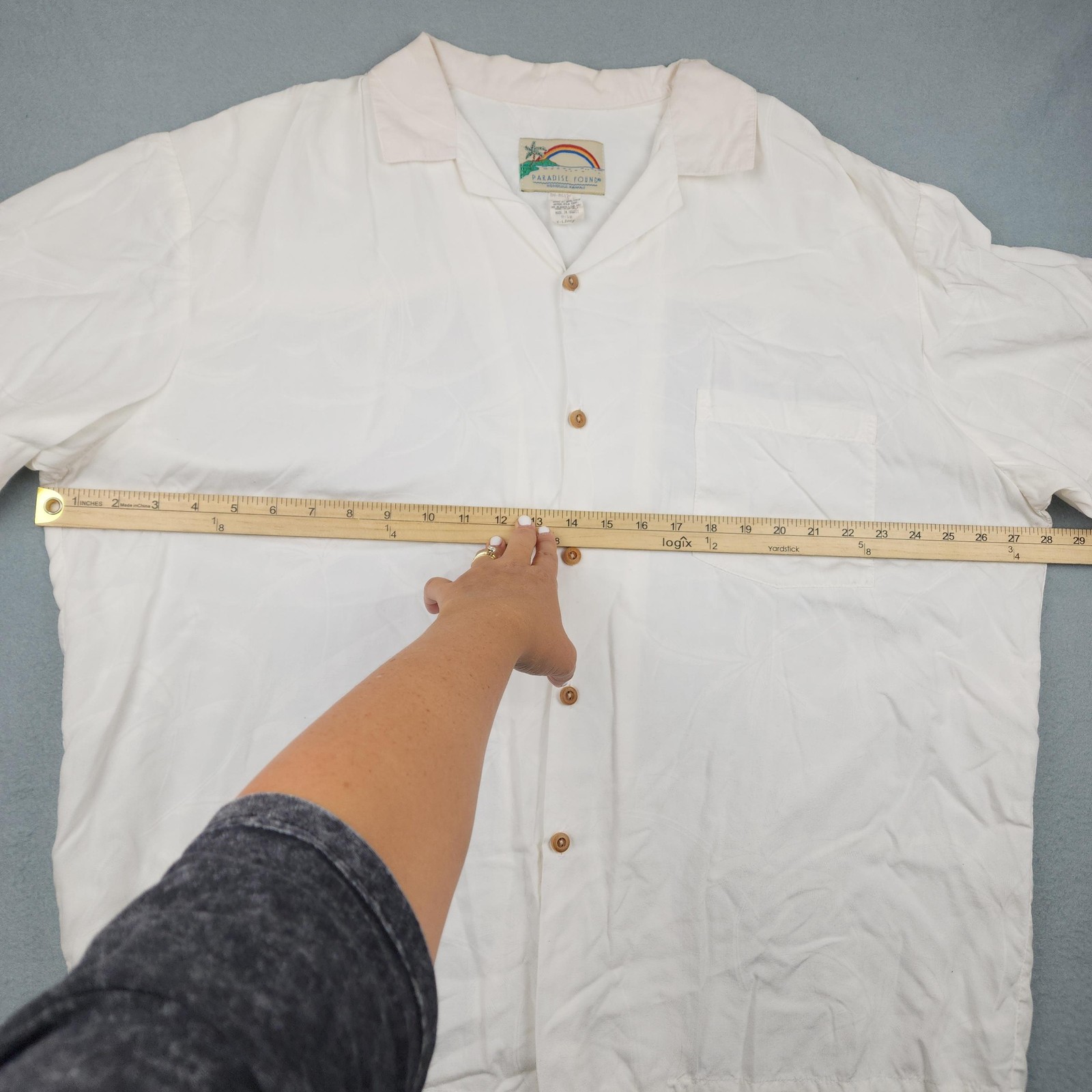 Paradise Found Shirt Mens XL White Hawaiian Aloha Camp Button Up Made Hawaii
