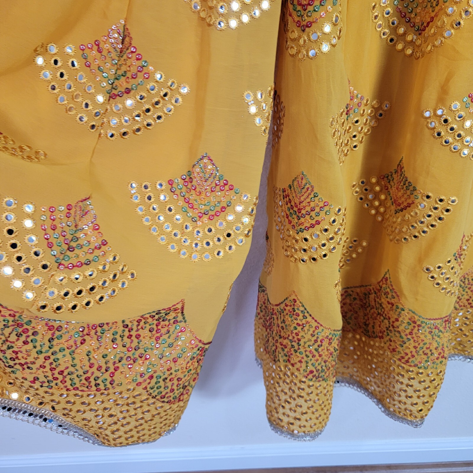 Custom Made Wide Leg Pants Yellow Sequin Middle Eastern Indian Embroidered Sz 10