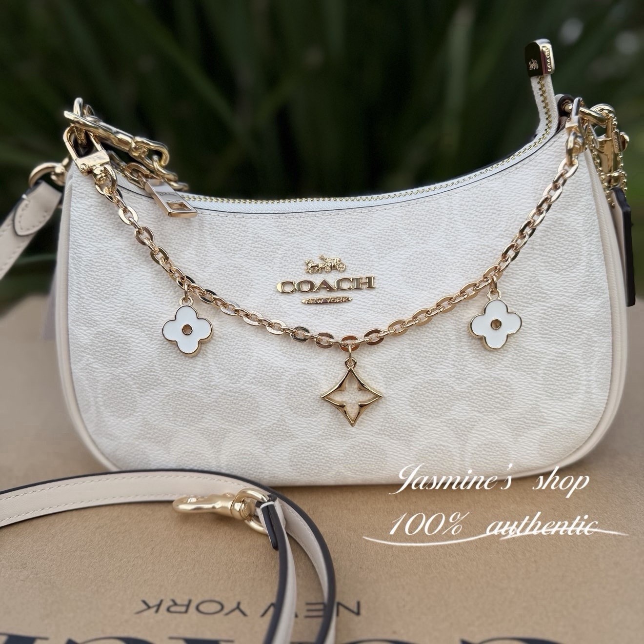 NWT Coach Teri Shoulder Bag In Signature Canvas CV933 Gold/White/Chalk
