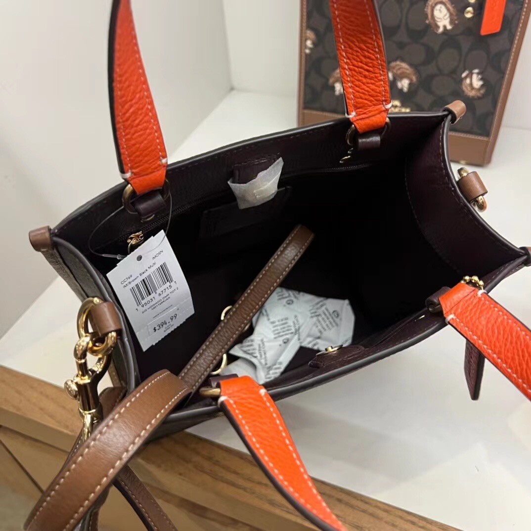 NWT Coach Dempsey Tote 22 In Signature Canvas With Hedgehog Print CC769