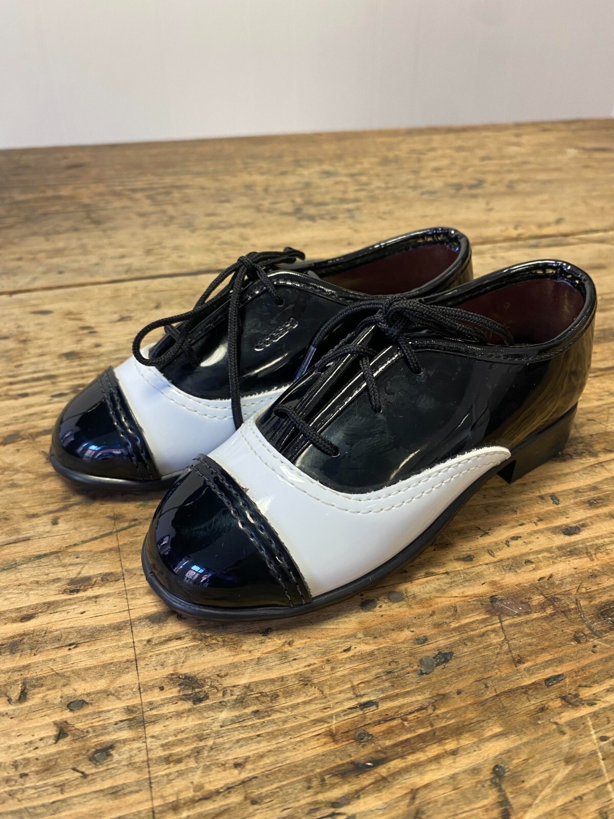 Kid’s Black and White Patent Leather Formal Dress Tuxedo Lace Up Round Toe Shoes