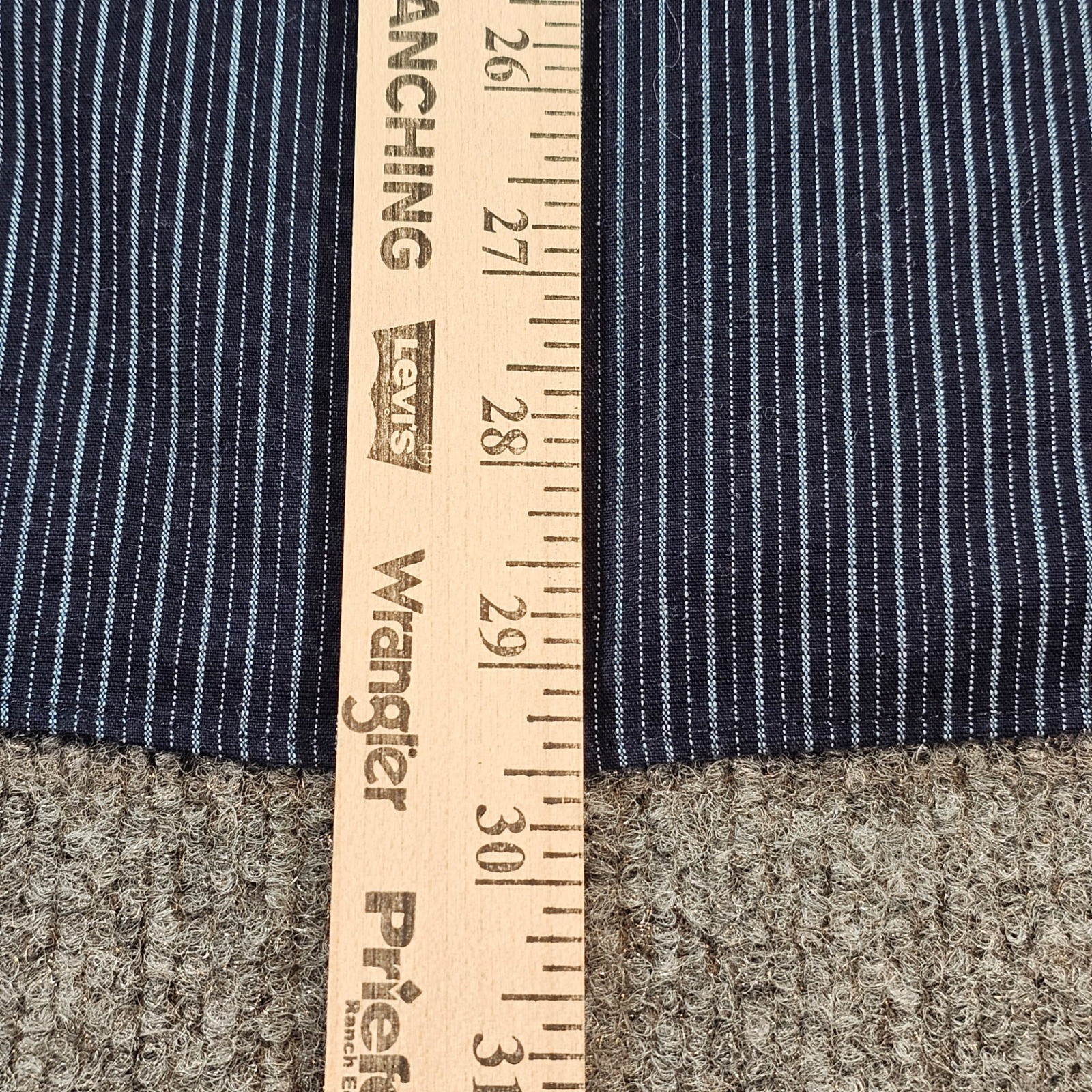 UNTUCKit Sorbara WF Navy Blue White Stripe Wrinkle Free Shirt XL Regular 41254
