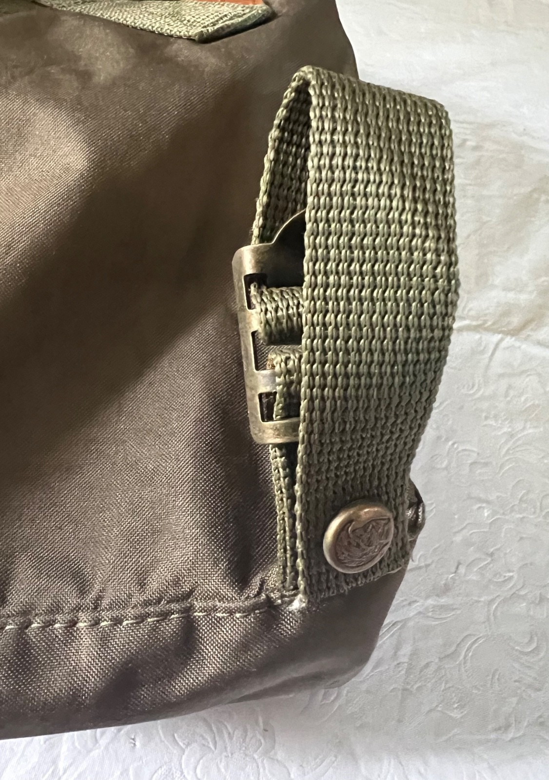Fjallraven Kanken Mini Backpack / Daypack in Olive Green