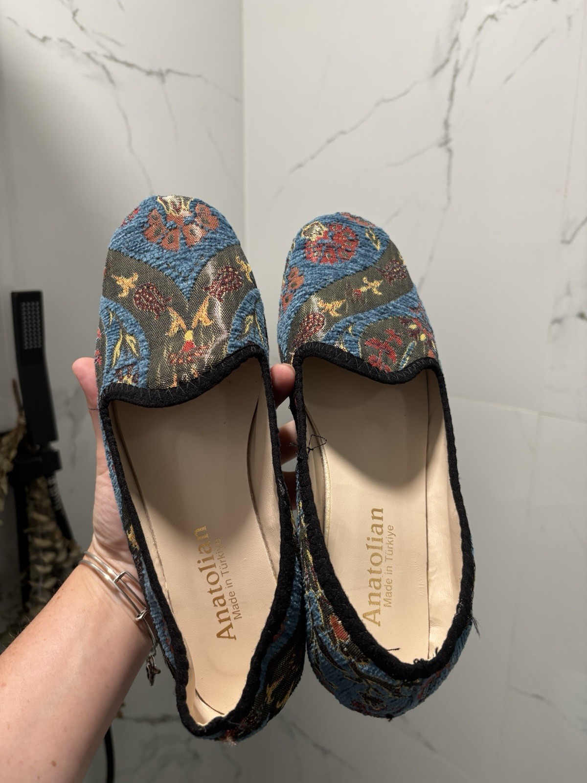 Anatolian Women’s Embroidered Floral Woven Flats Blue Red Gold Size 7 Slip On