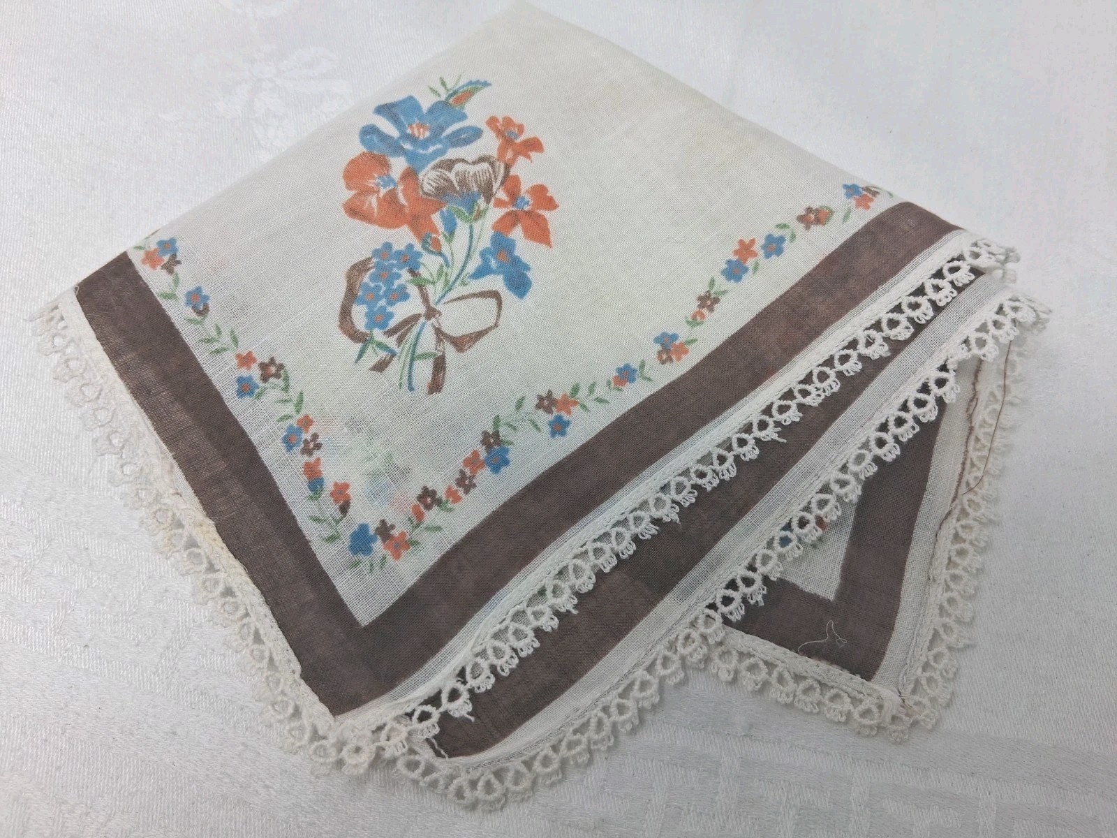 Pretty Vintage Floral Corners Brown with Tatted Edge Hankie FREE SHIP