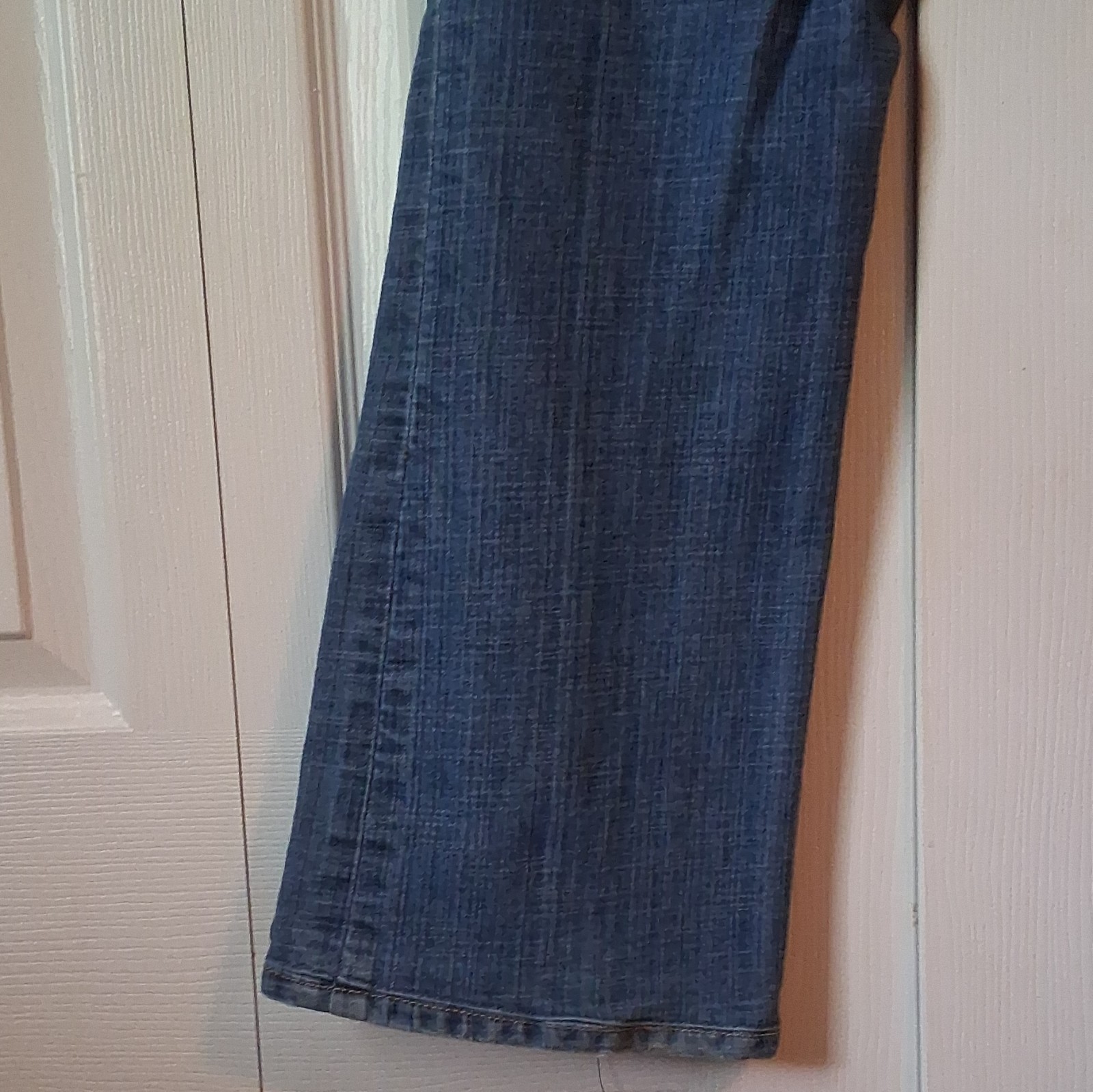 Seven7 Women’s Bootcut Blue Medium Wash Denim Jeans Cotton 5-Pocket Embroidered