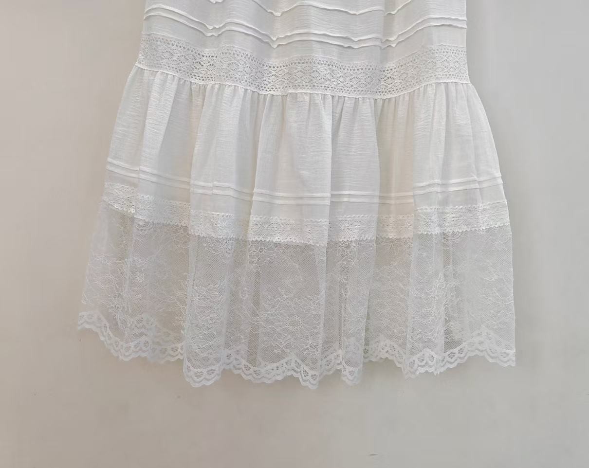 Doen Breathable Strap Waist Lace Edge Sleeveless Top+Mesh Splicing Half Skirt