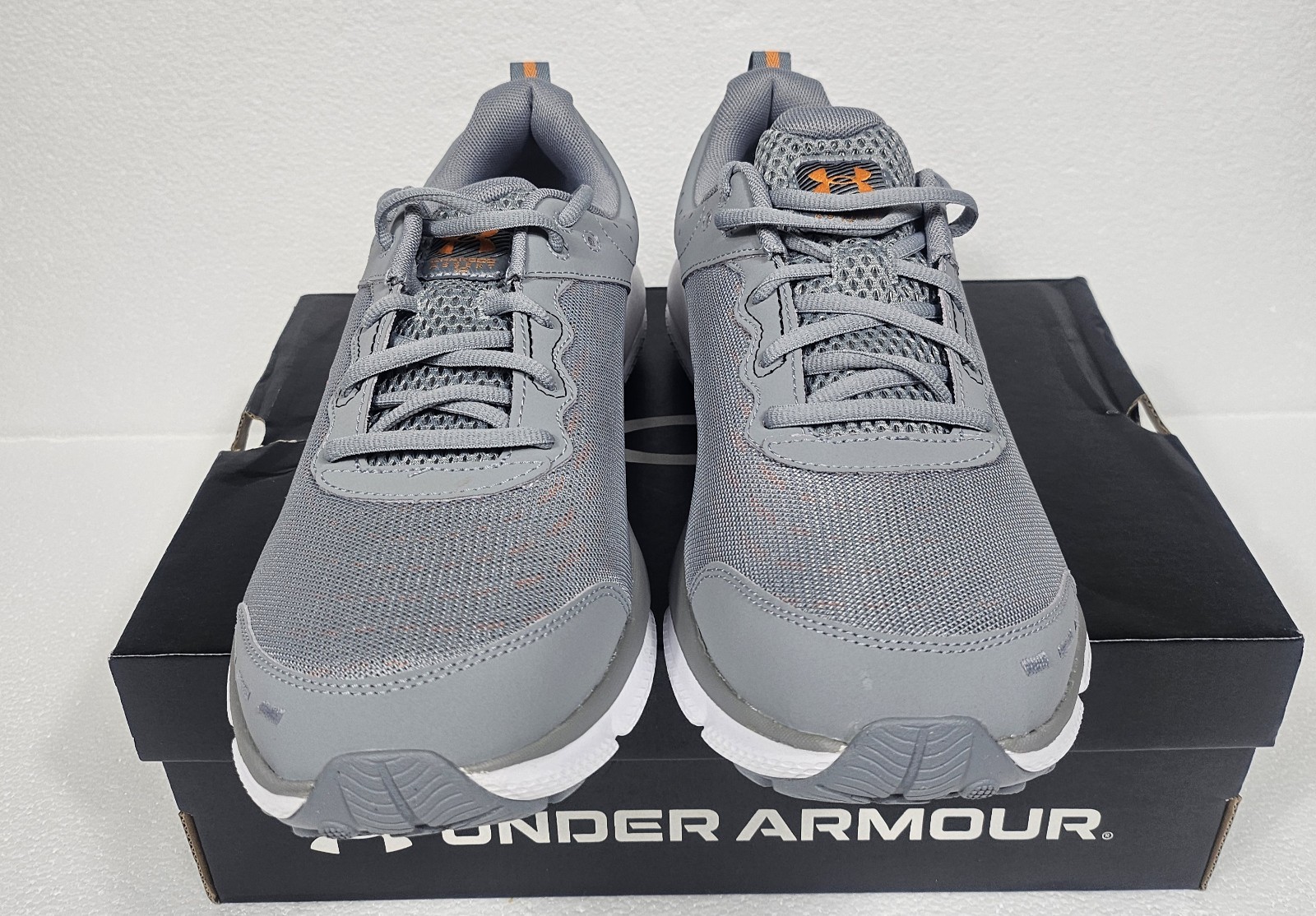 Men’s Running Shoes 11.5 Under Armour Charged Assert 10 Gray Orange 3026175-105