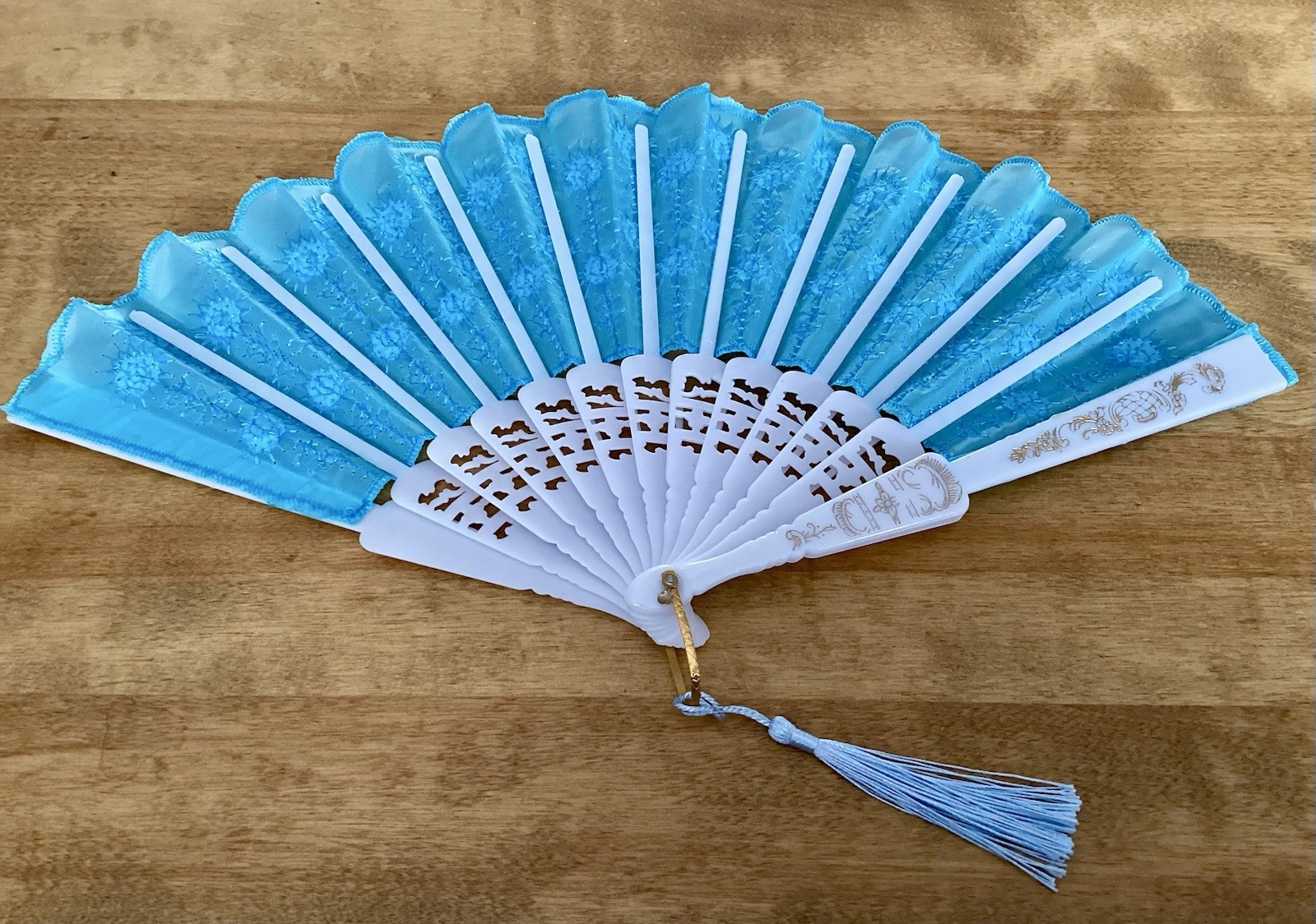 VTG Fabric/Plastic Decorative Fan, Blue & White, Gold Trim, Tassell-16” Wide
