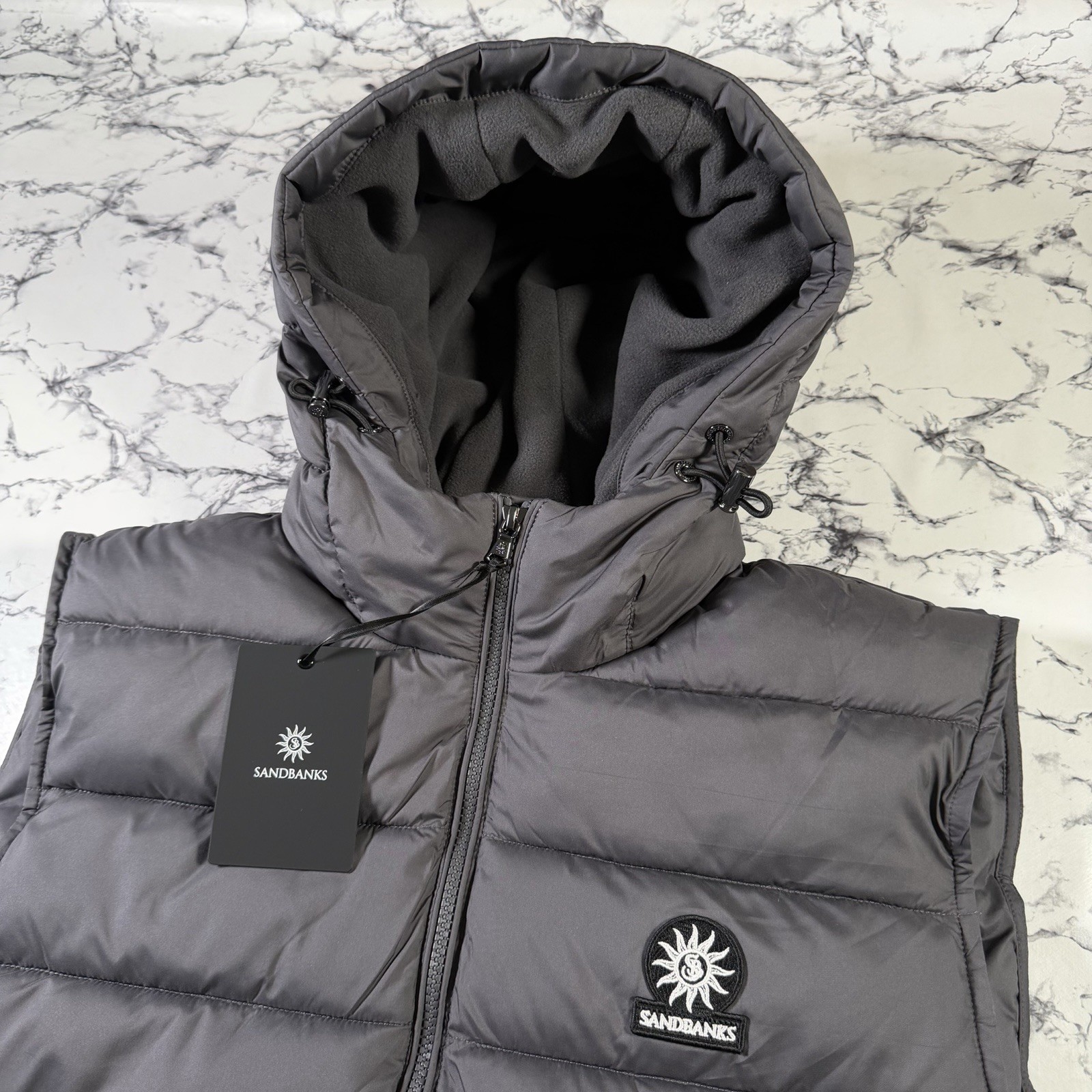 SANDBANKS Mens Charcoal Frontier Hooded Puffer Gilet SIZE 2XL BNWT Authentic