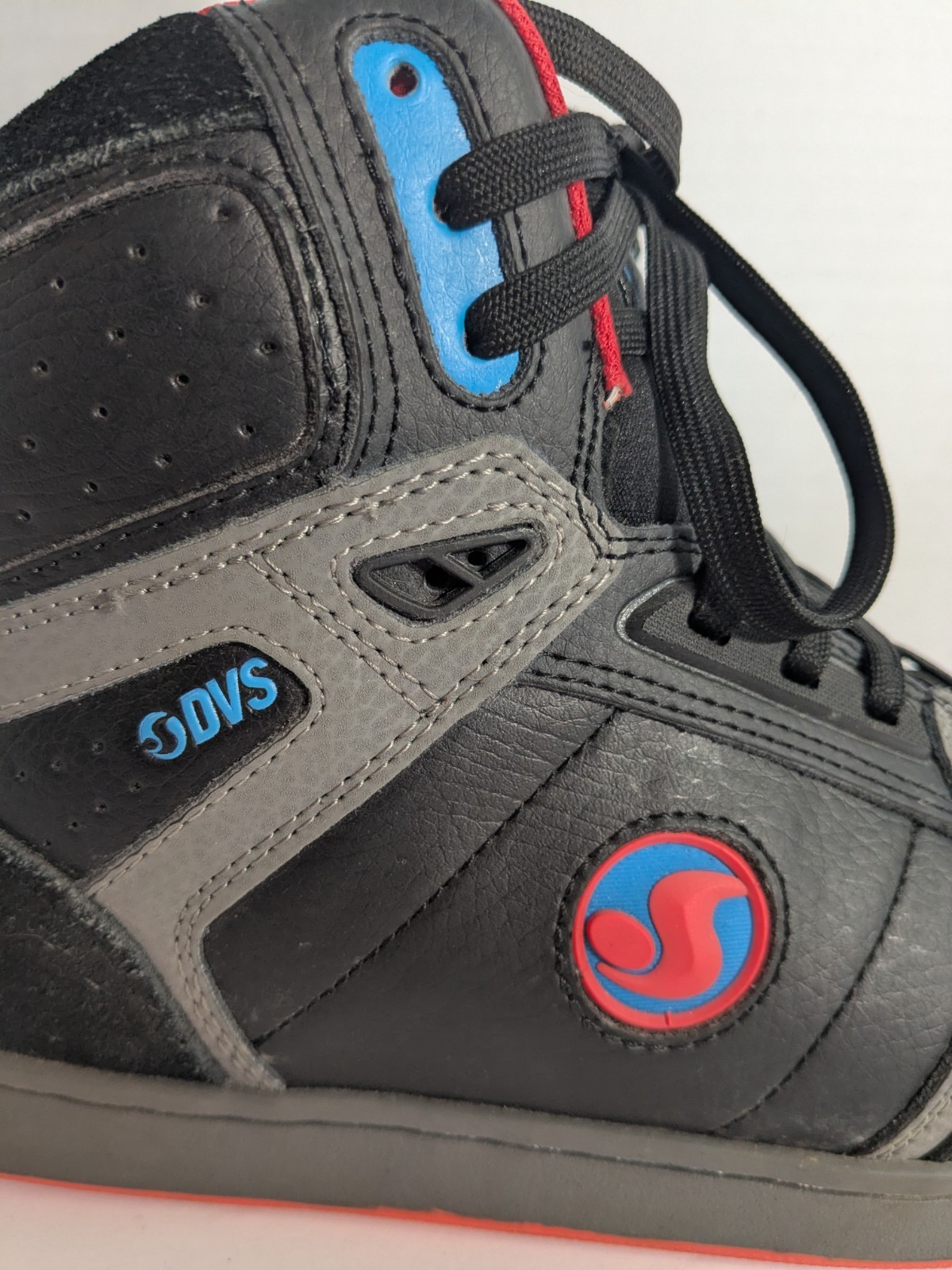 DVS Men’s Honcho Skate Shoes – Size 9 US – High Top Skater Fat Tongue Sneakers
